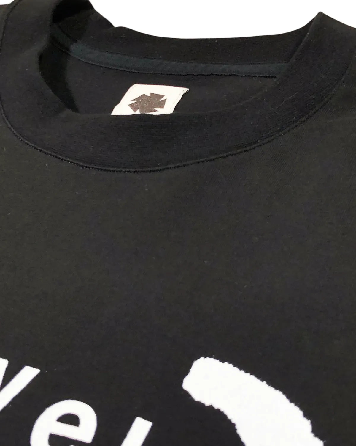 vowels / KITTY TEE (VO-26SS-T005)