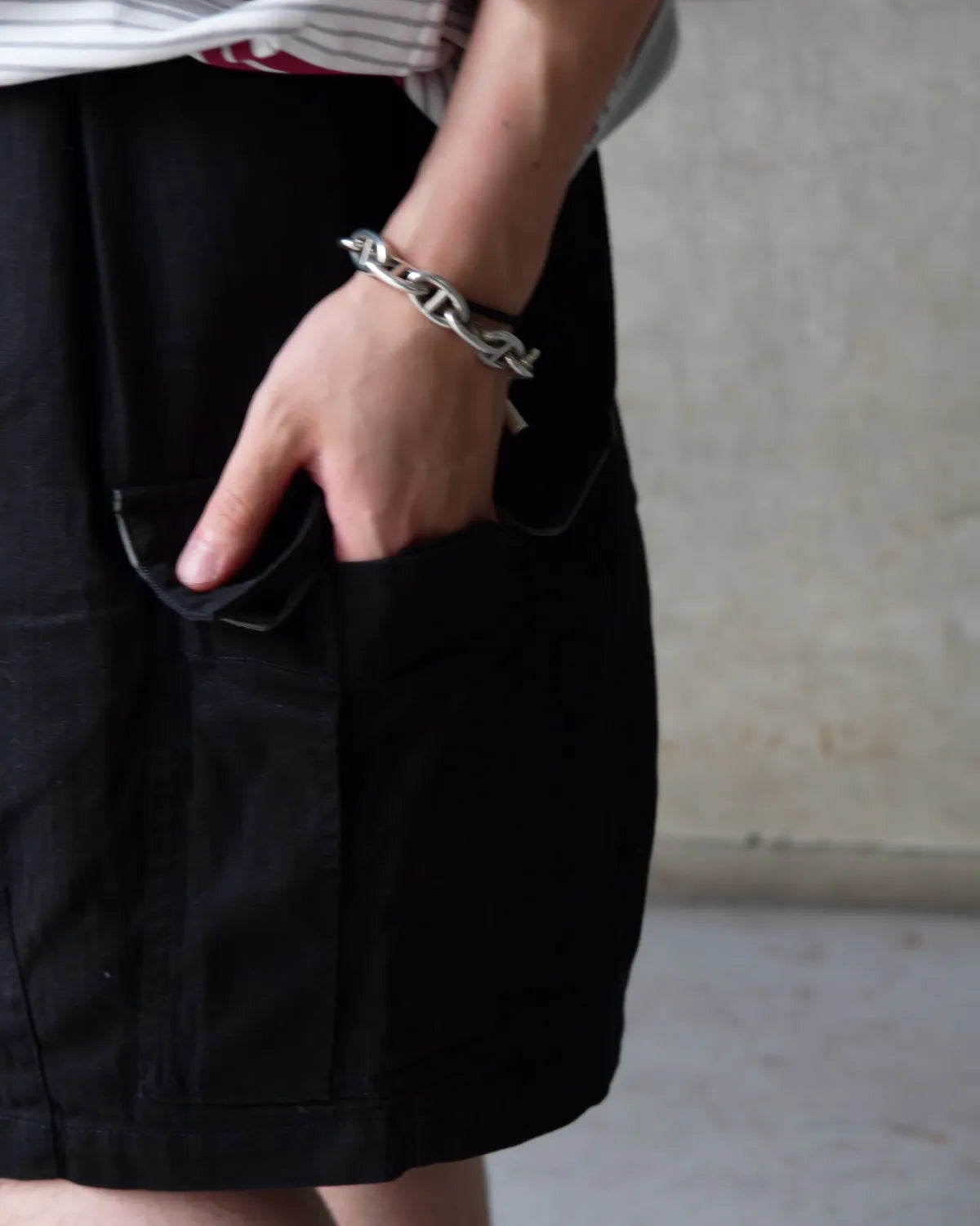 is-ness / Herringbone 6-Pocket Shorts (26SS_23_1005SSPT04-2)
