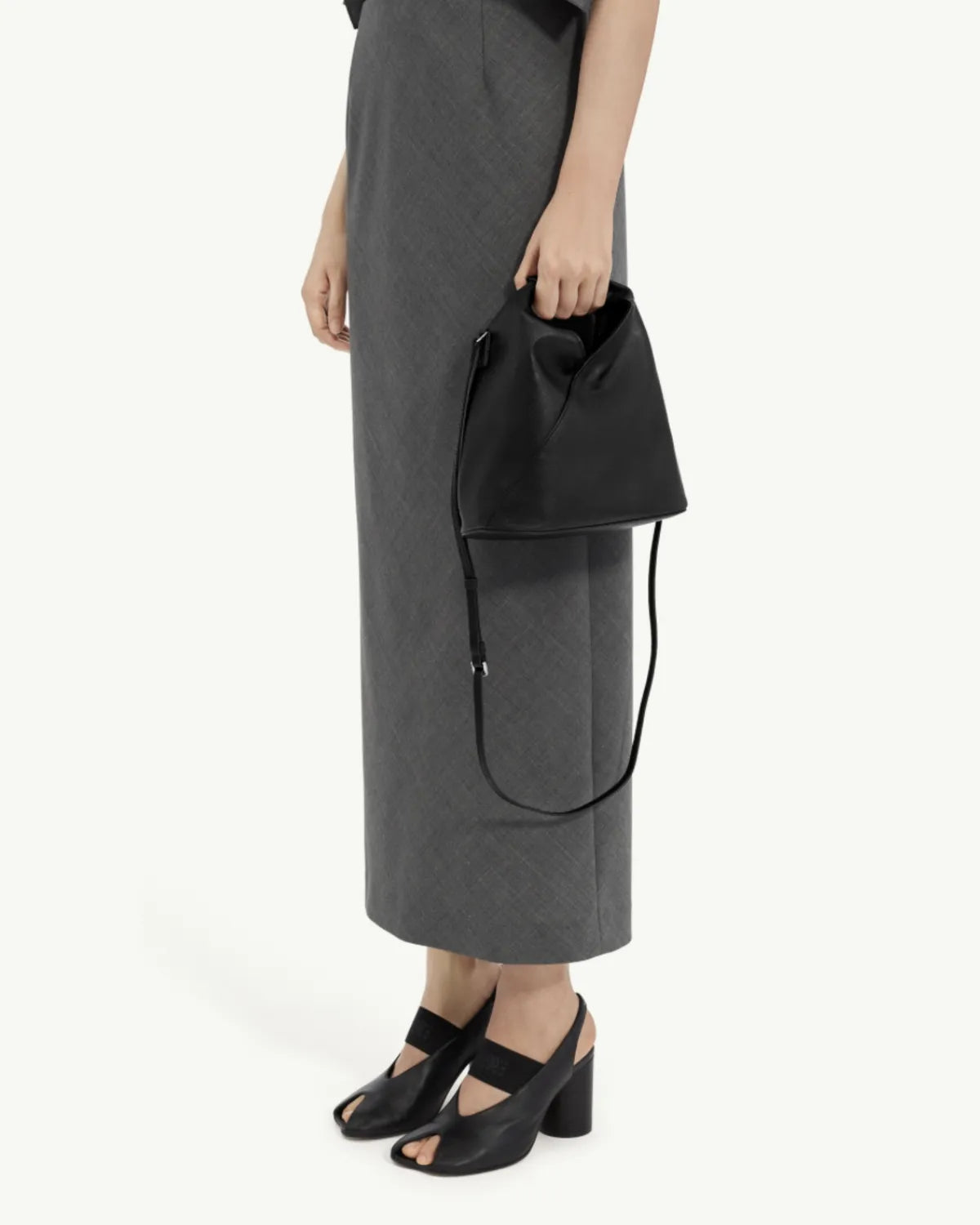 MM6 / 「ジャパニーズ」 クロスボディバッグ (SB6WD0026P8396)