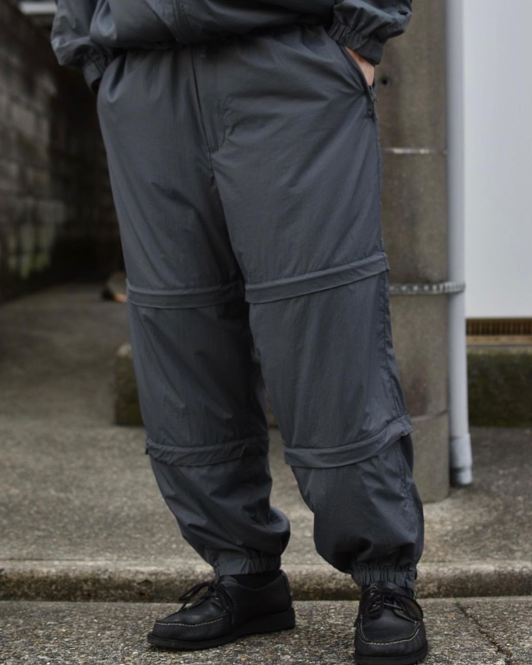 DAIWA PIER39 / TECH DECHATABLE WINDBREAKER PANTS