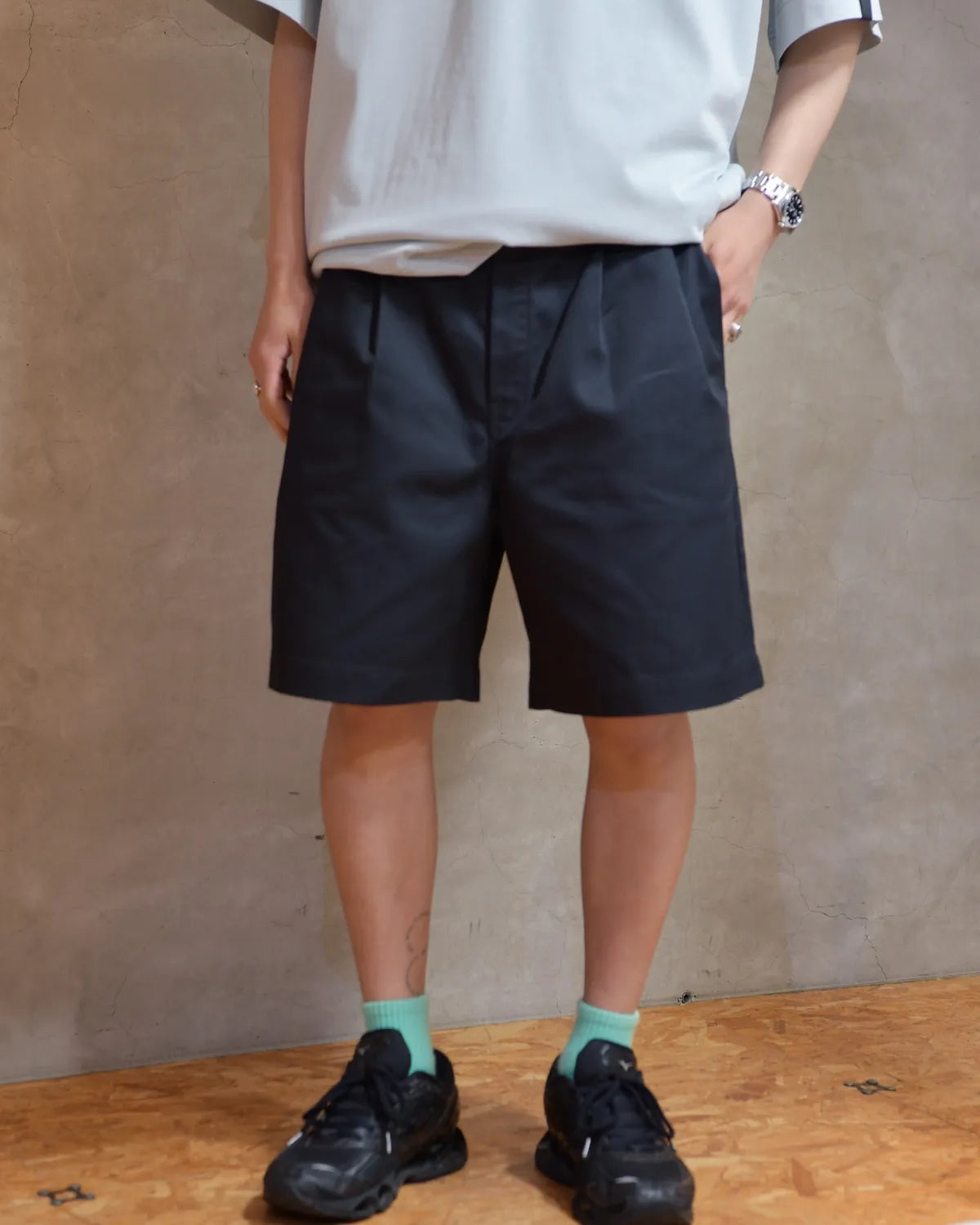 N.HOOLYWOOD (エヌハリウッド) / × Dickies 2TUCK HALF PANTS | 公式