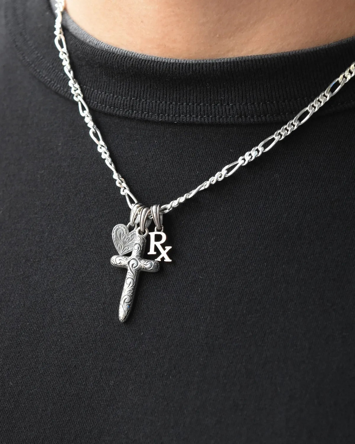 ANTIDOTE BUYERS CLUB / ENGRAVED CROSS PENDANT (RX-907-1)