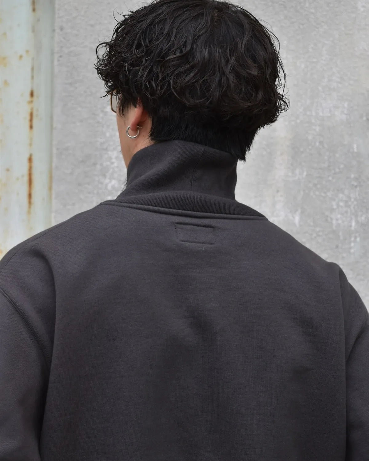 Unlikely / Unlikely Simple Sweat Turtle Neck (U25F-13-0004)