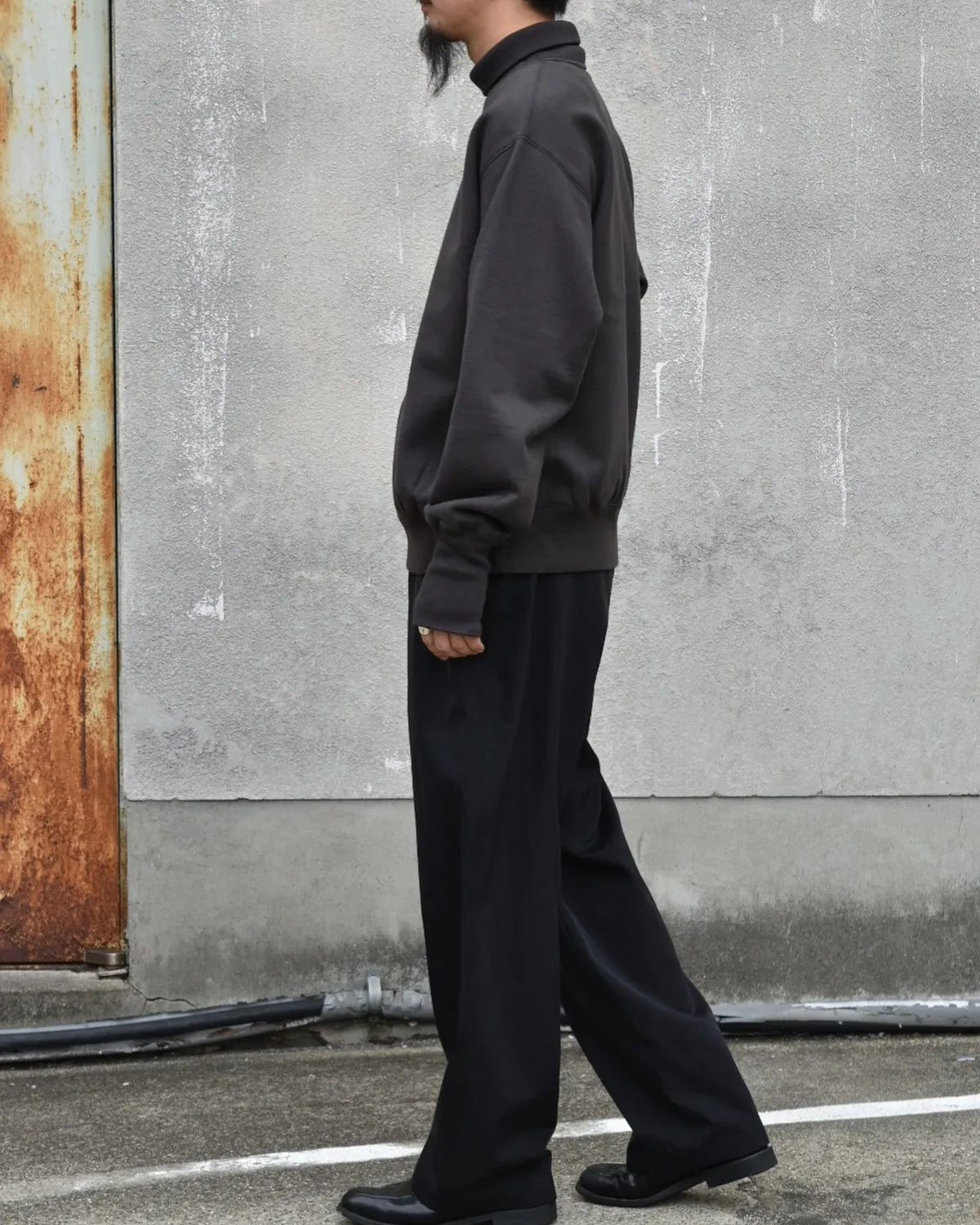 Unlikely / Unlikely Simple Sweat Turtle Neck (U25F-13-0004)