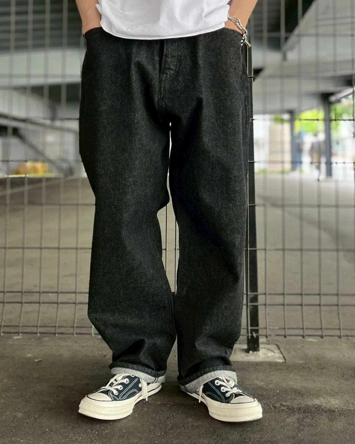 SEQUEL(シークエル) / × FRAGMENT ONE WASHED WIDE DENIM PANTS | 公式