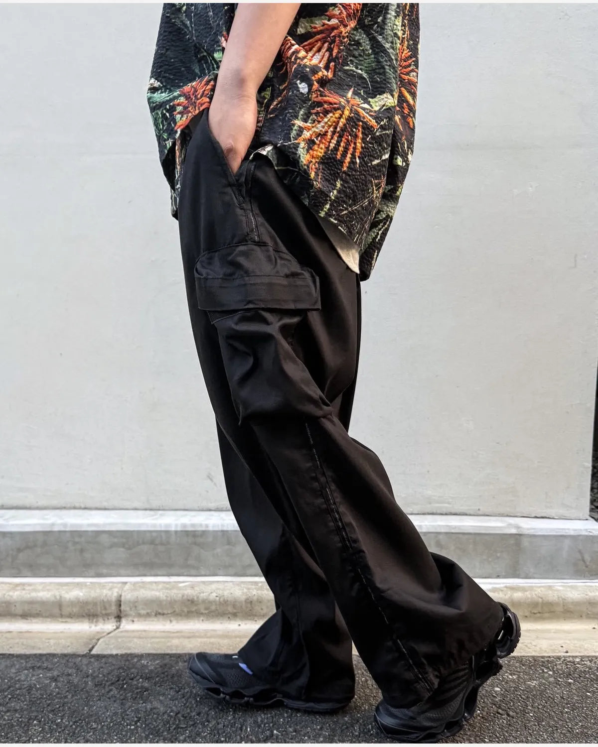 TIGHTBOOTH / STRIPE BAGGY CARGO PANTS (SU26-B06)