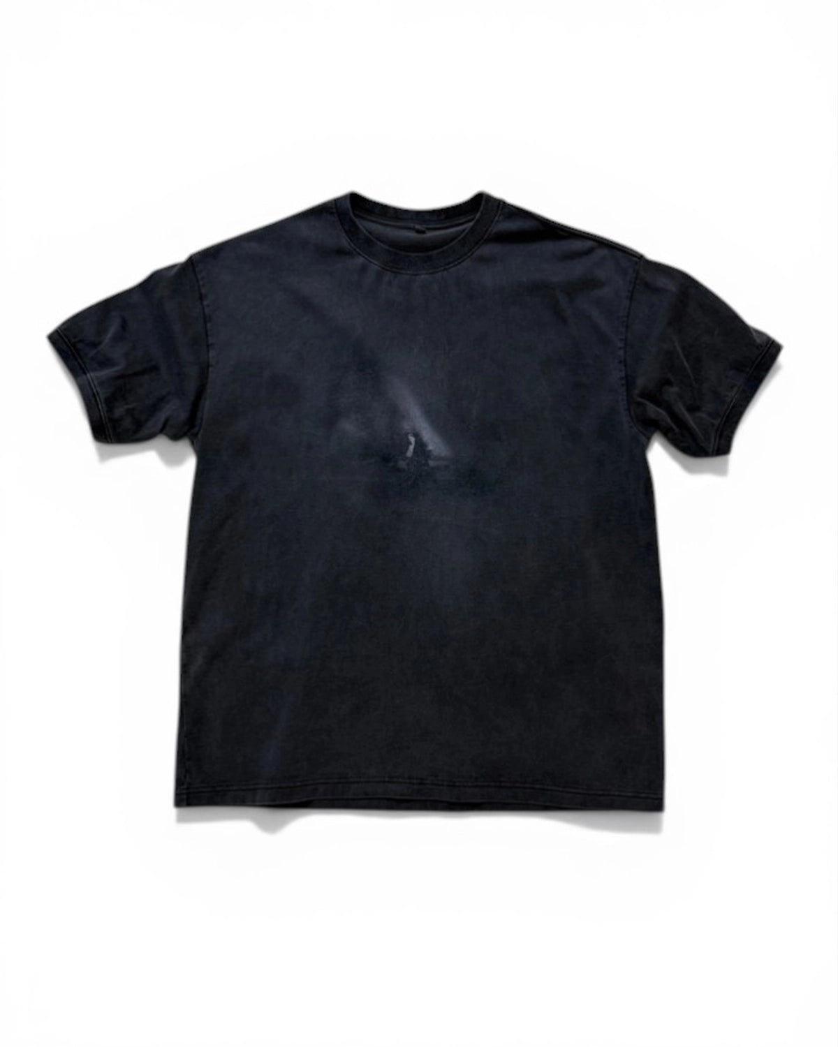 ISSUETHINGS の T-SHIRTS (26a/108-c-04)