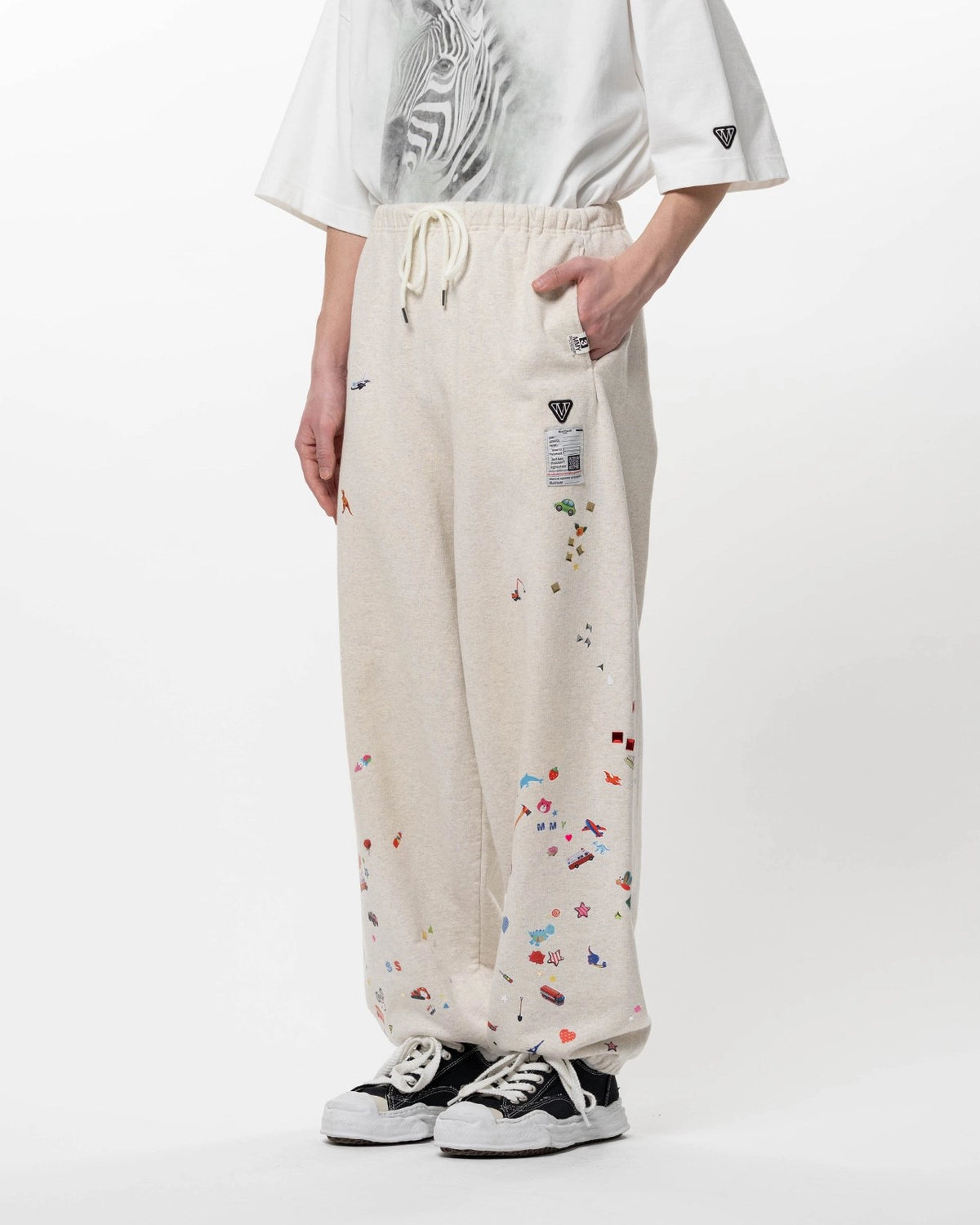 Maison MIHARA YASUHIRO / Kids Sticker Printed Sweat Pants (J16PT732)
