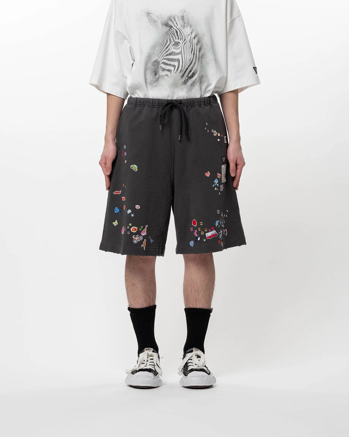 Maison MIHARA YASUHIRO / Kids Sticker Printed Sweat Shorts (J16SP733)