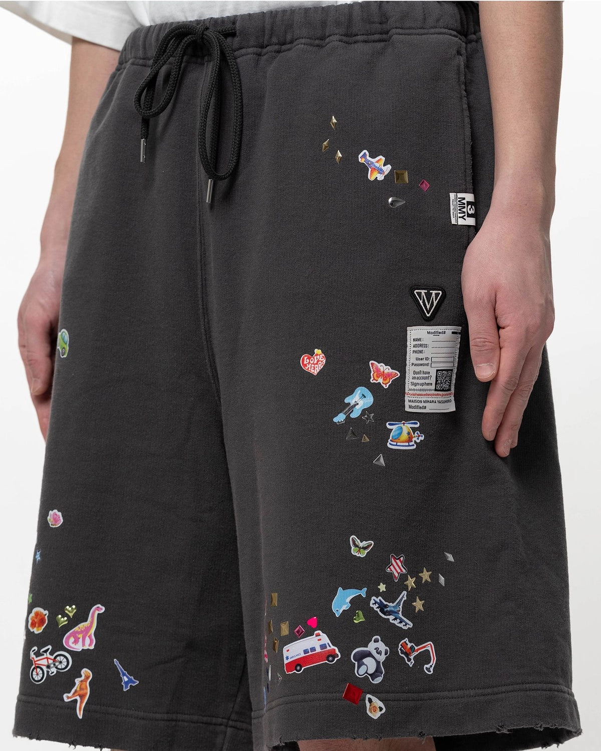Maison MIHARA YASUHIRO / Kids Sticker Printed Sweat Shorts (J16SP733)