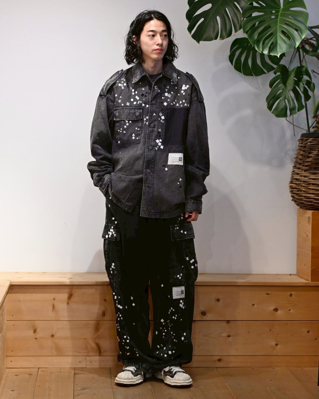Maison MIHARA YASUHIRO / Embellished Millitary Pants (B15PT062)