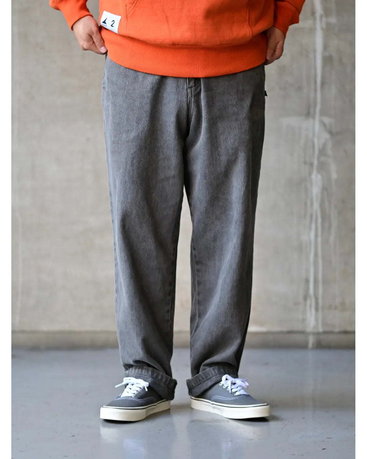 DESCENDANT / DC-6 TWILL TROUSERS PIGMENT DYE (262WVDS-PTM01)