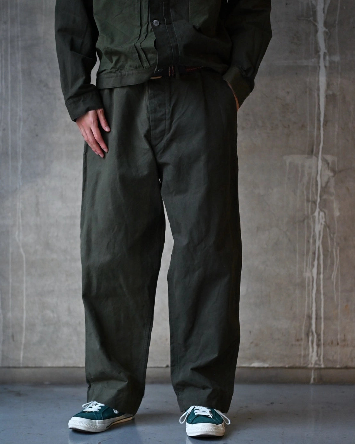A.PRESSE / Vintage Cotton Silk Oiled Tent Cloth Trousers (26AAP-04-12)