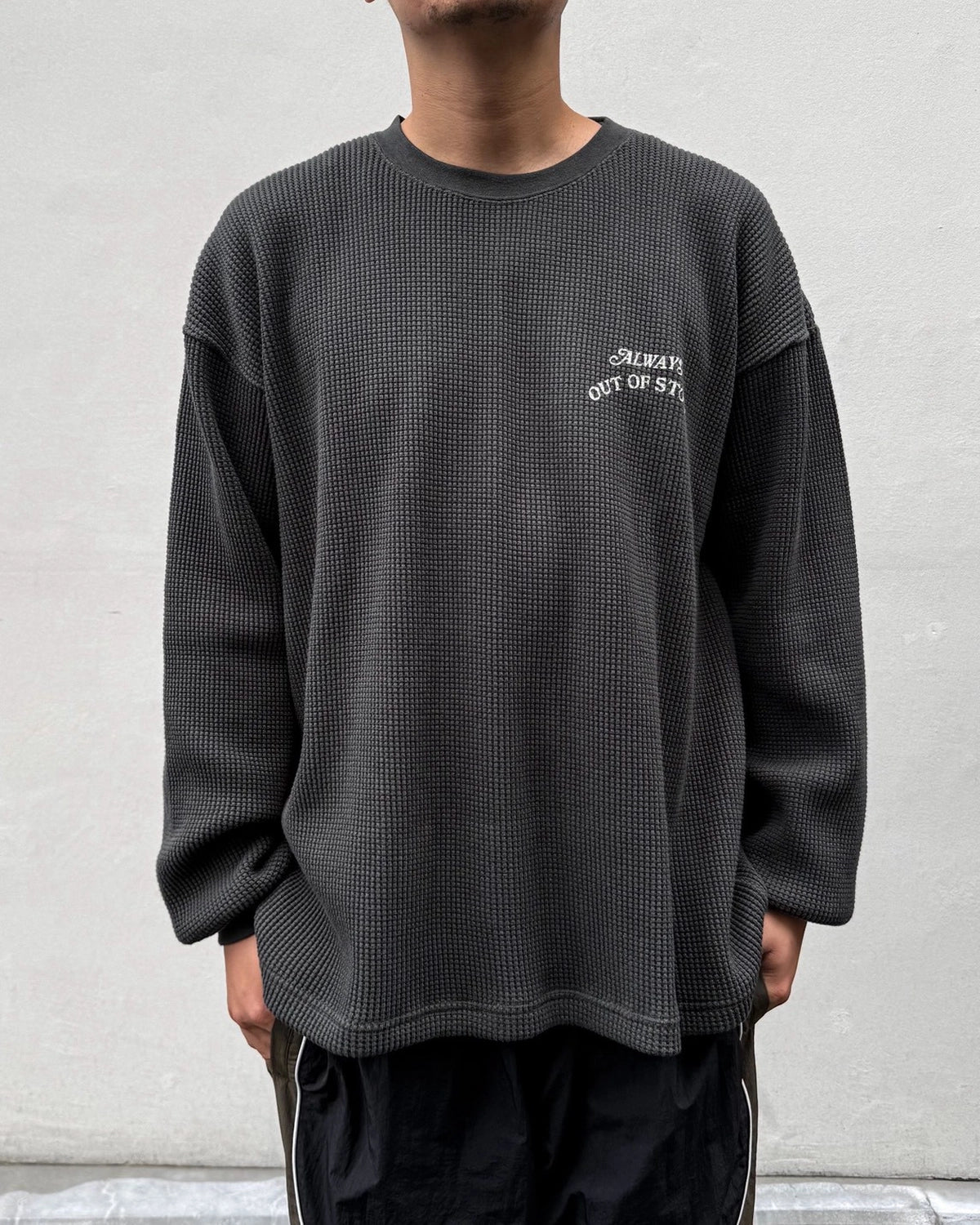 ALWAYS OUT OF STOCK / BASIC LOGO THERMAL L/S TEE (HA-026203404)