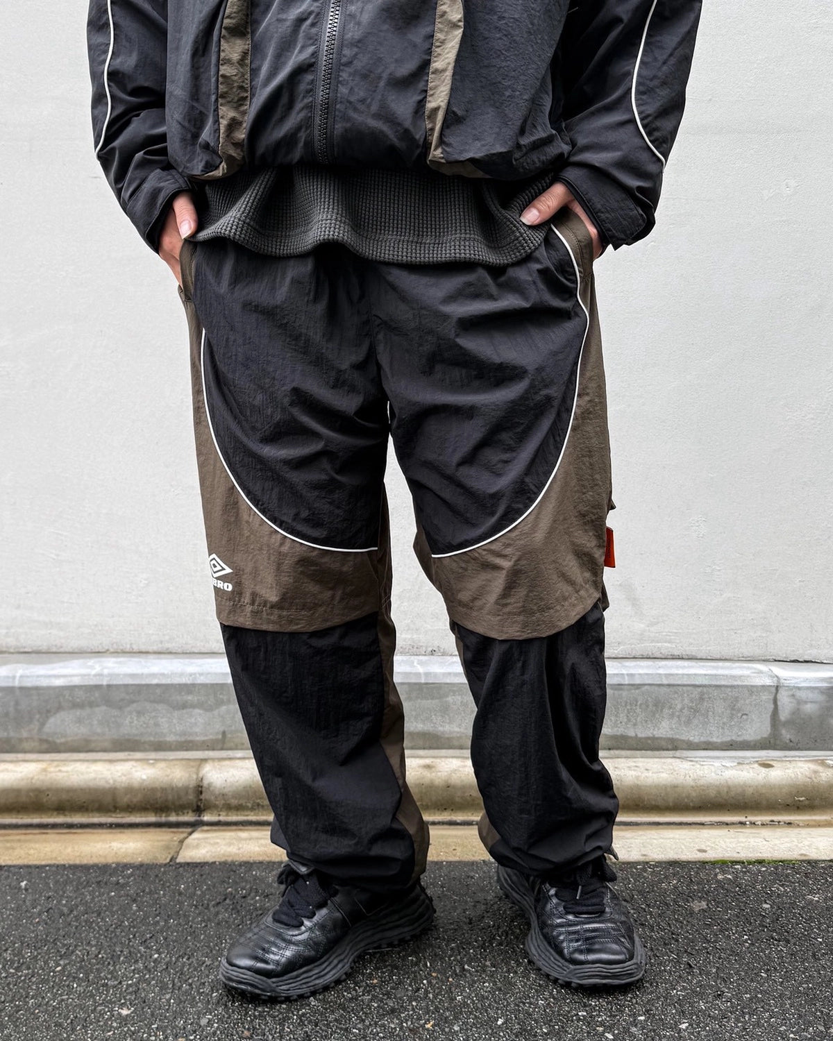 ALWAYS OUT OF STOCK /  UMBRO SHELL PANTS (HA-226206109)