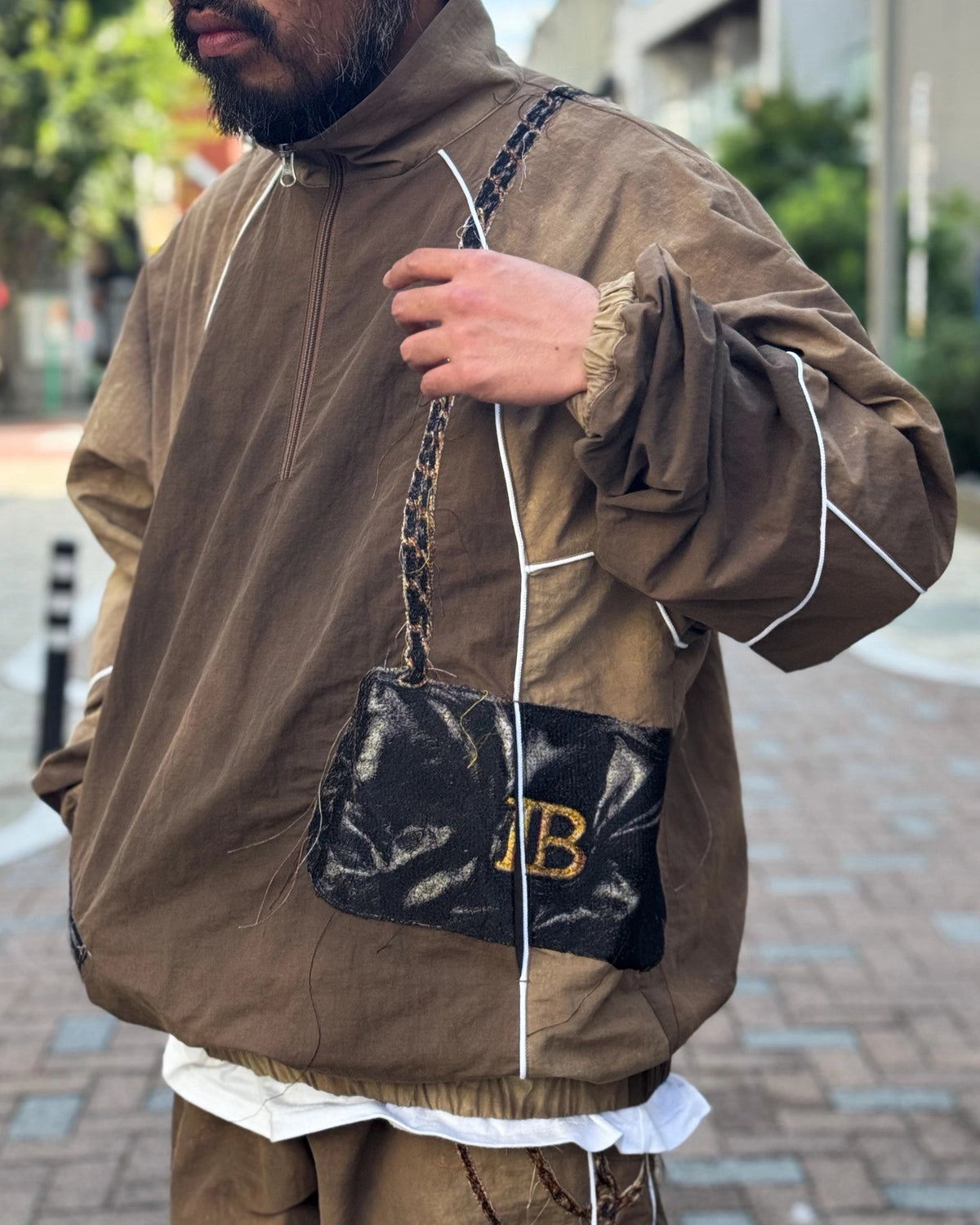 doublet / TROMPE L’OEIL EMBROIDERY ANORAK (26AW37BL269)