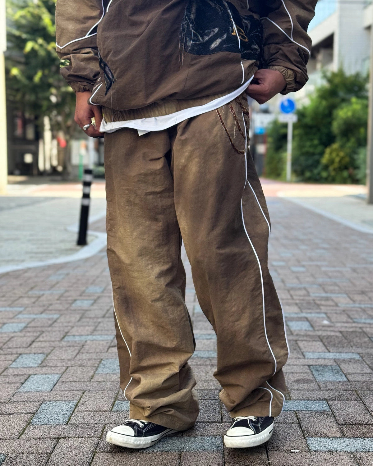 doublet / TROMPE L’OEIL EMBROIDERY TRACK PANTS (26AW37PT373)
