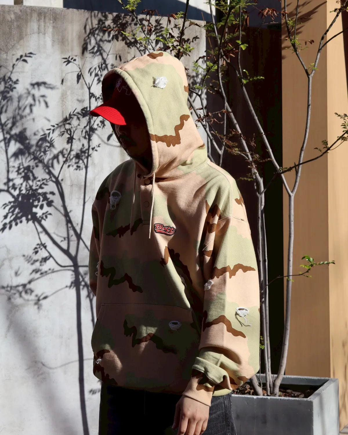 BoTT / Henley-Neck Camo Hoodie
