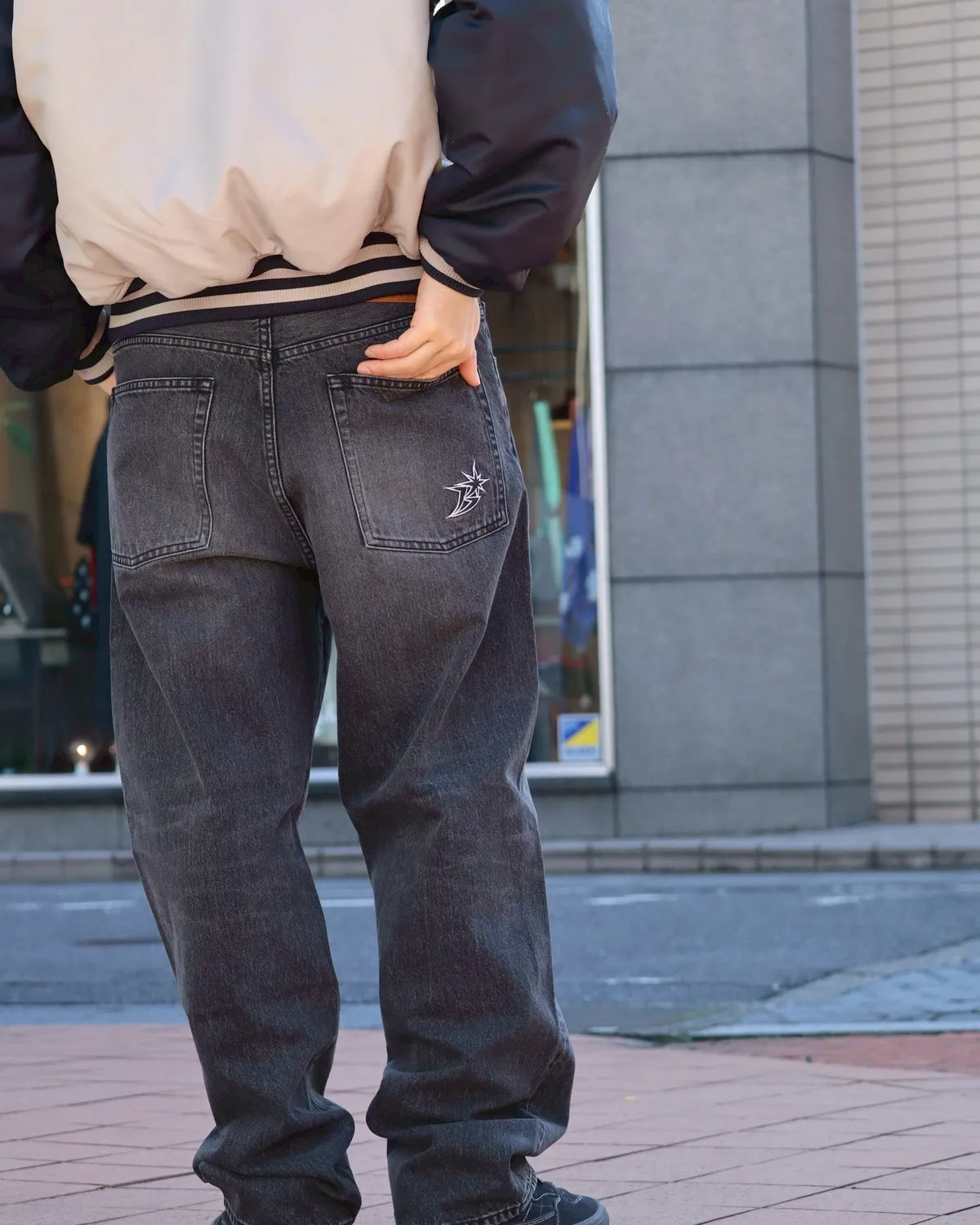 BoTT / Loose-Fit Jean