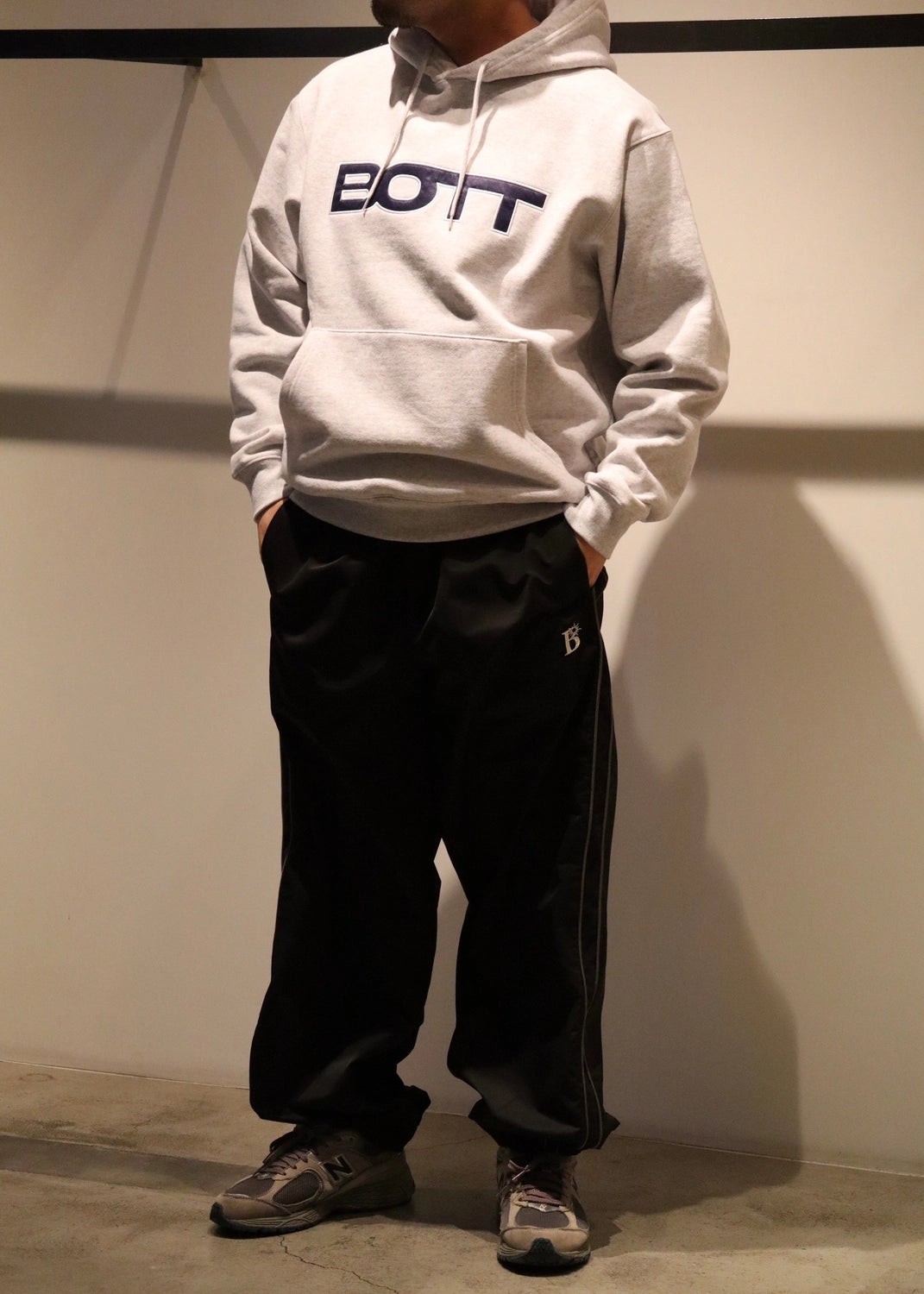 BoTT / V2 Logo Hoodie