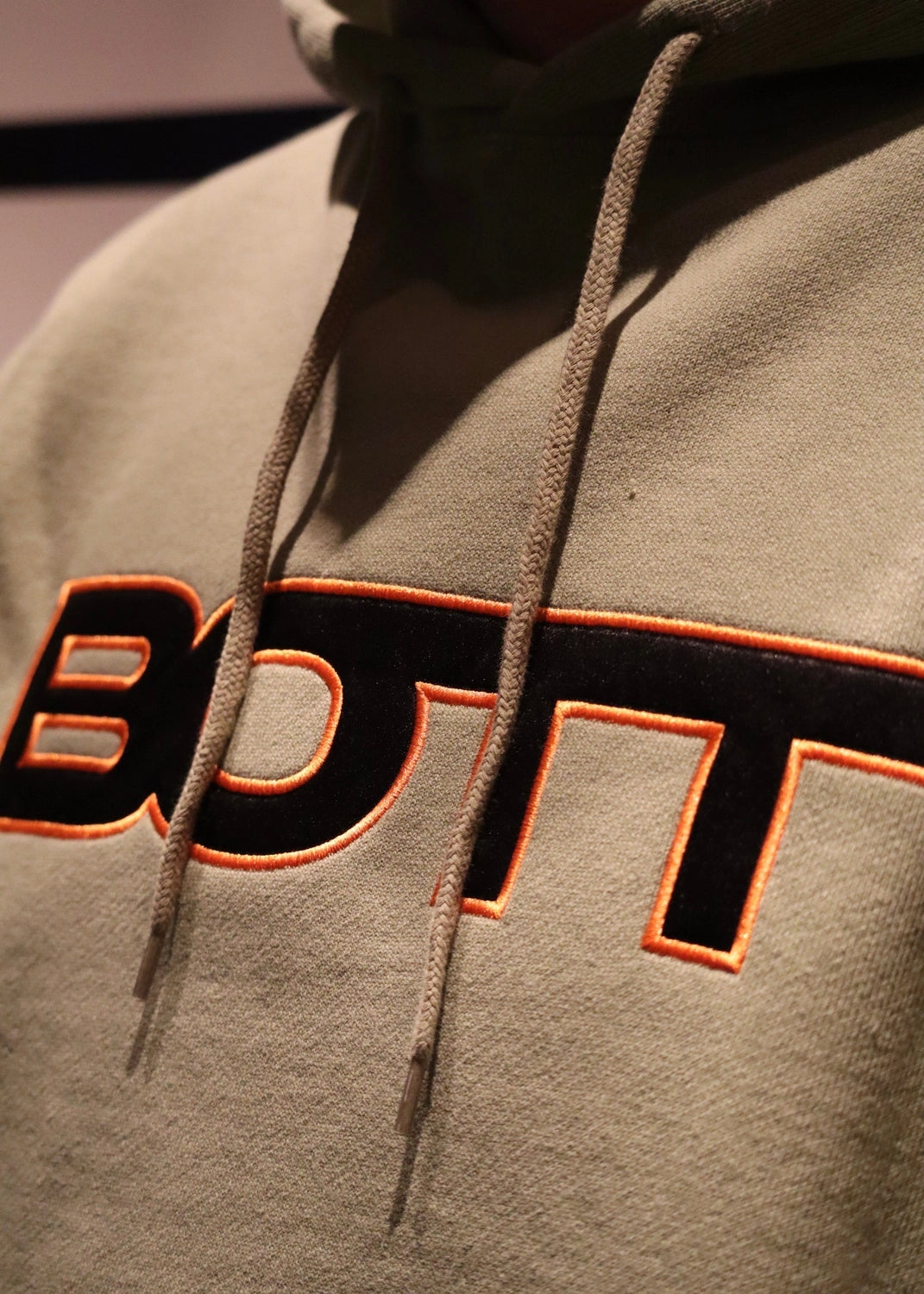 BoTT / V2 Logo Hoodie