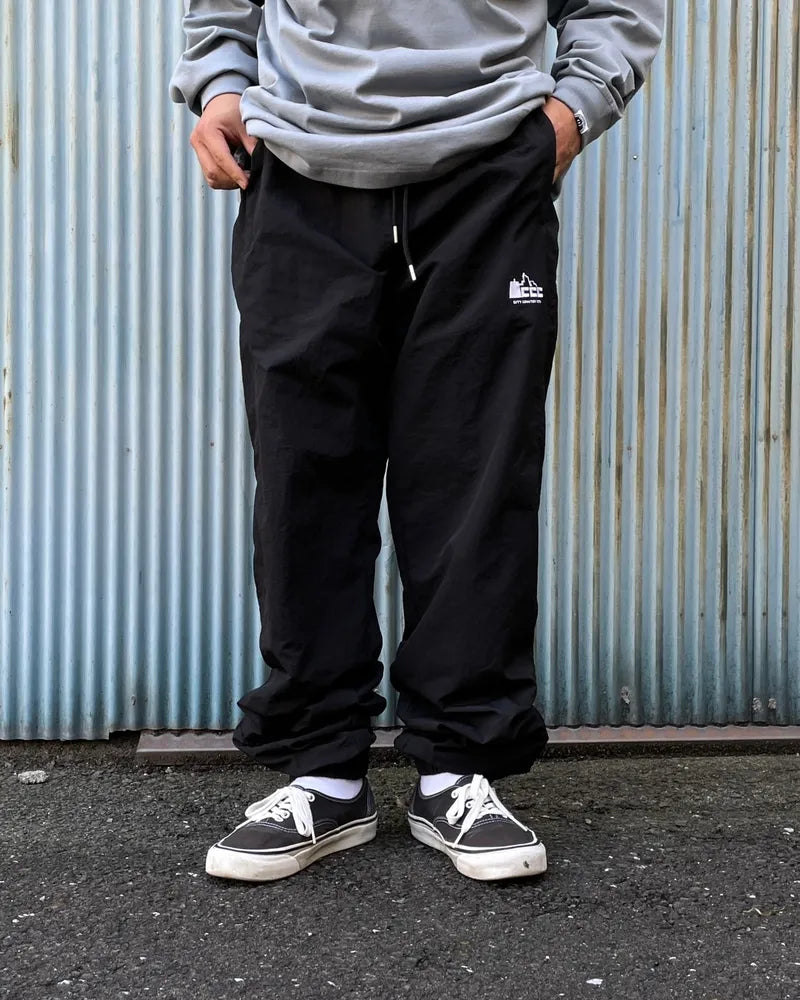 CITY COUNTRY CITY / SWITCHING NYLON TRACK PANTS (CCC-243P001)