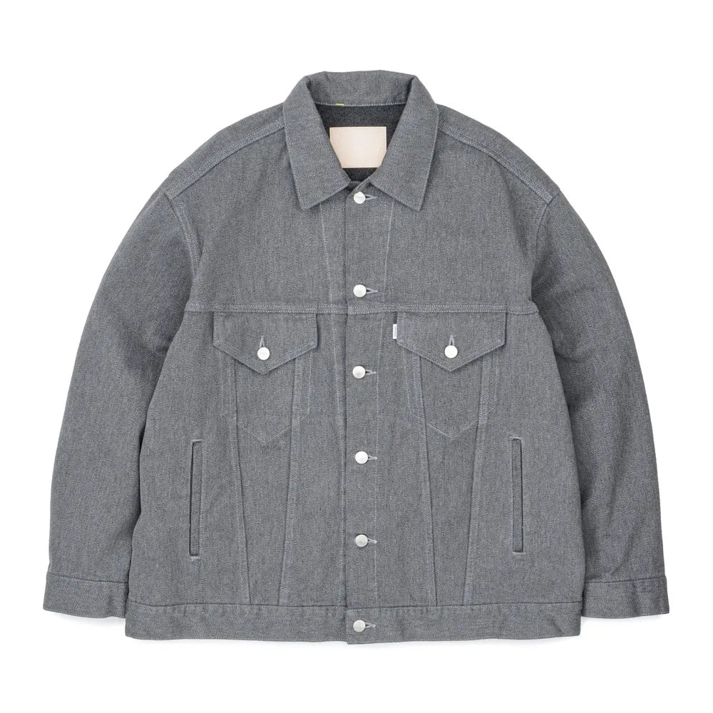 Graphpaper の Colorfast Denim Trucker Jacket (GM243-30215B)