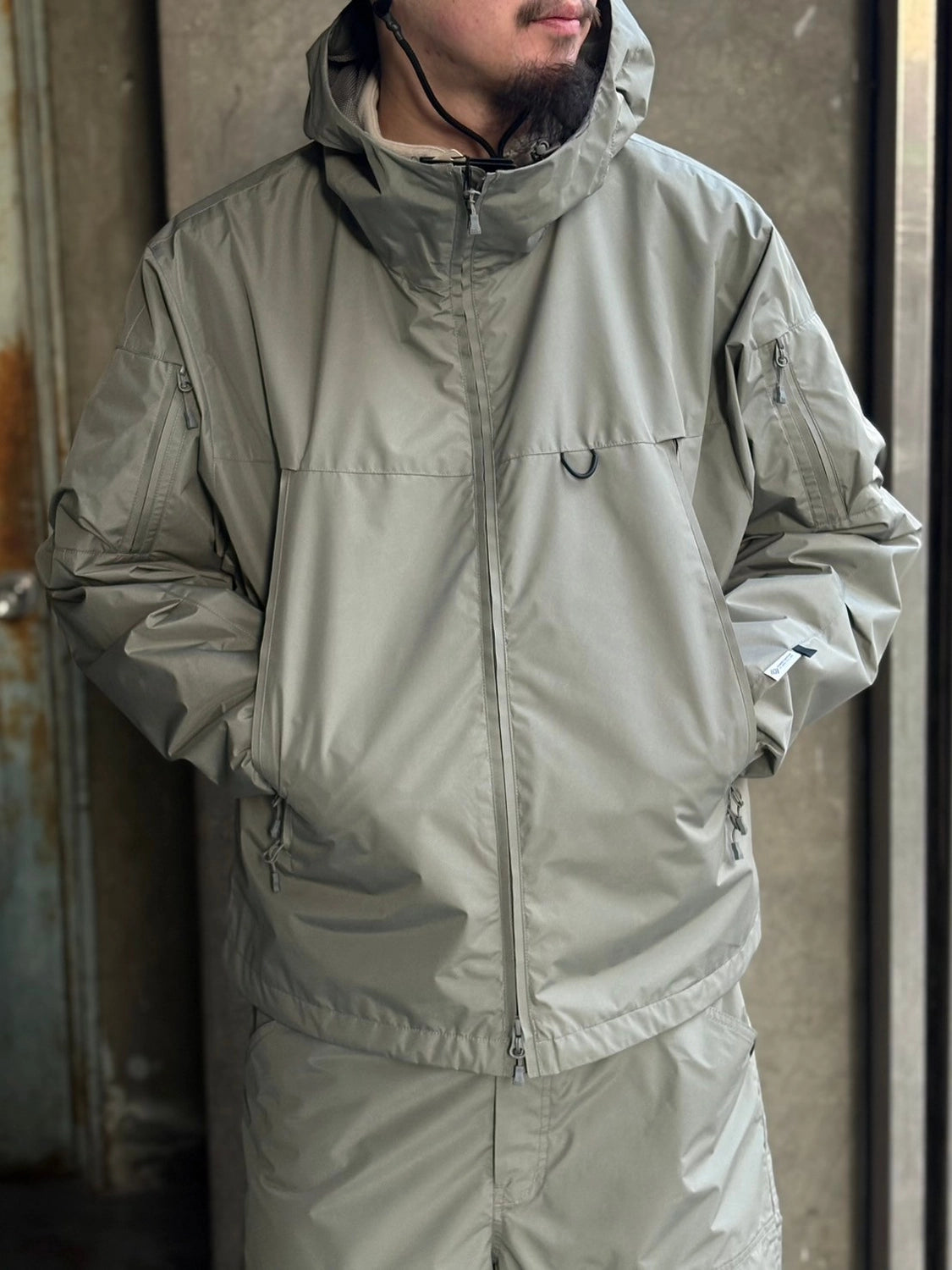 DAIWA PIER39 / GORE-TEX WINDSTOPPER® TECH ARMED SHELL JACKET (BJ-11025)