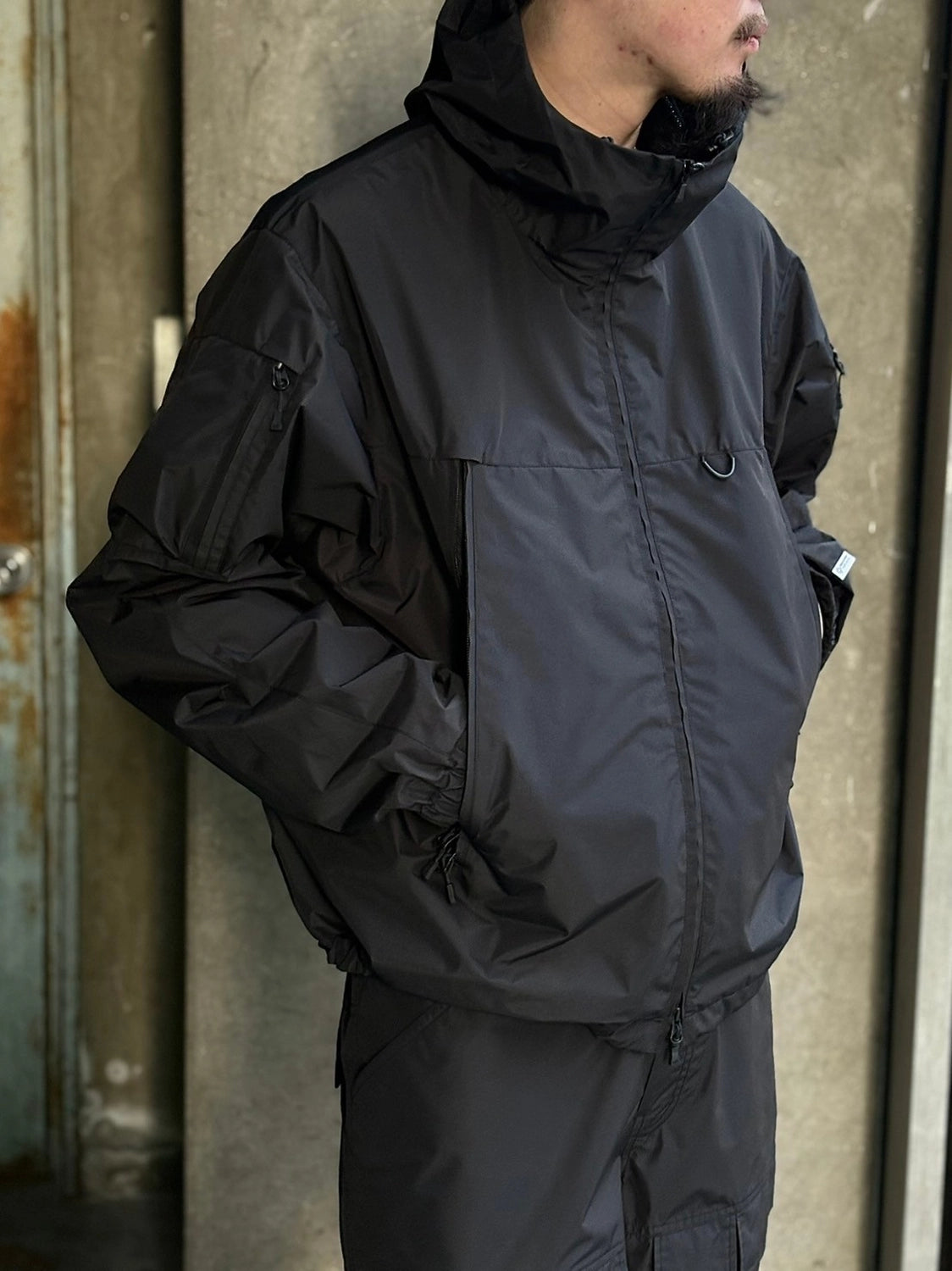 DAIWA PIER39 / GORE-TEX WINDSTOPPER® TECH ARMED SHELL JACKET (BJ-11025)