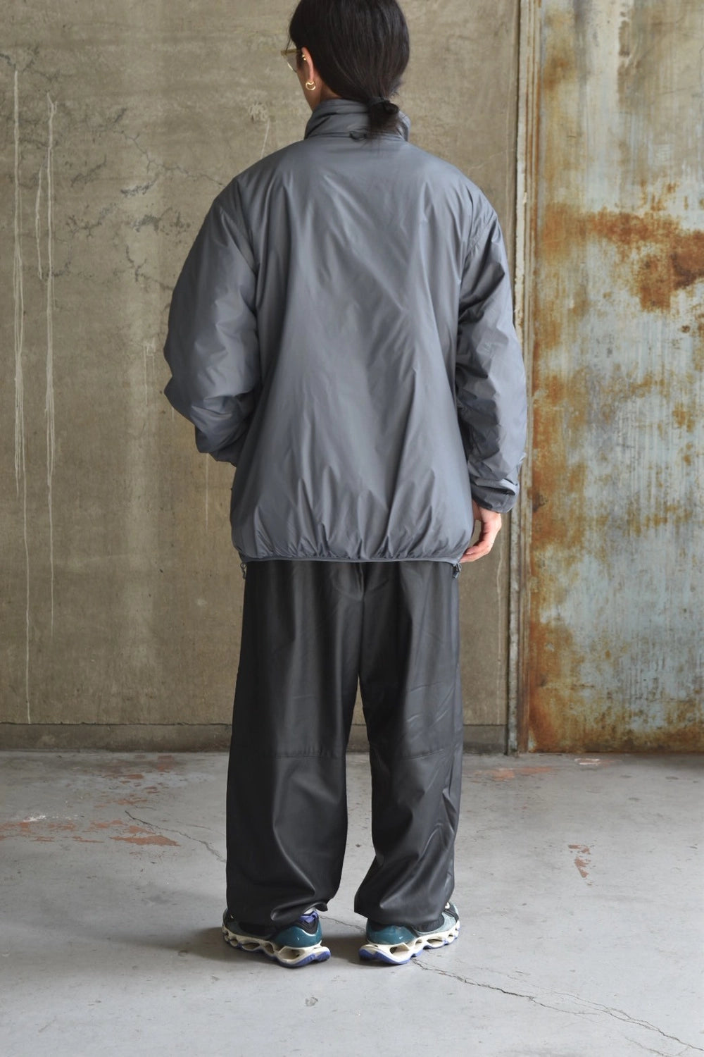 DAIWA PIER39 / TECH REVERSIBLE PULLOVER PUFF JACKET (BW-62025W)