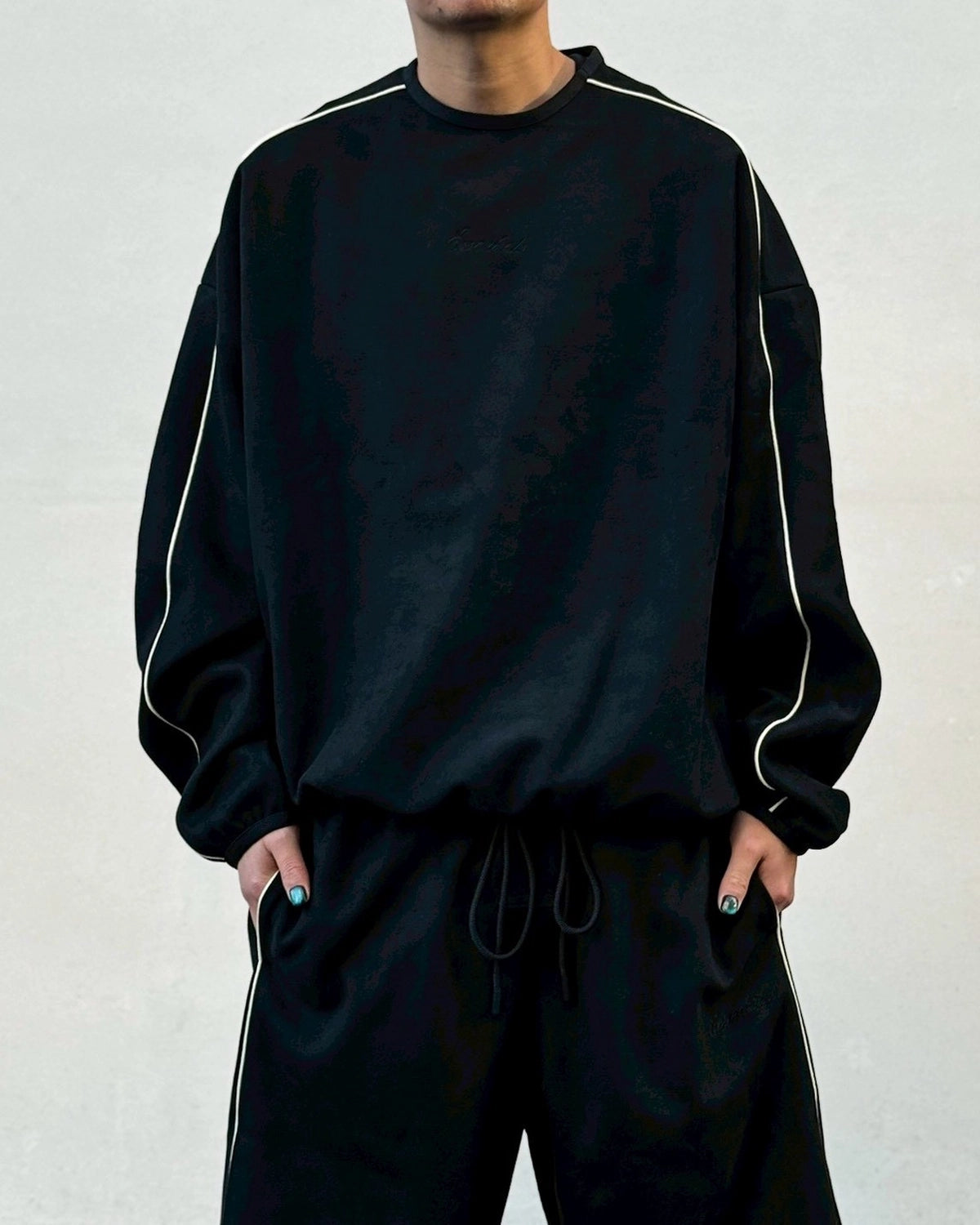 ESSENTIALS / SIGNATURE MODERN CREWNECK SWEATSHIRT W/PIPING (192SP266751F)