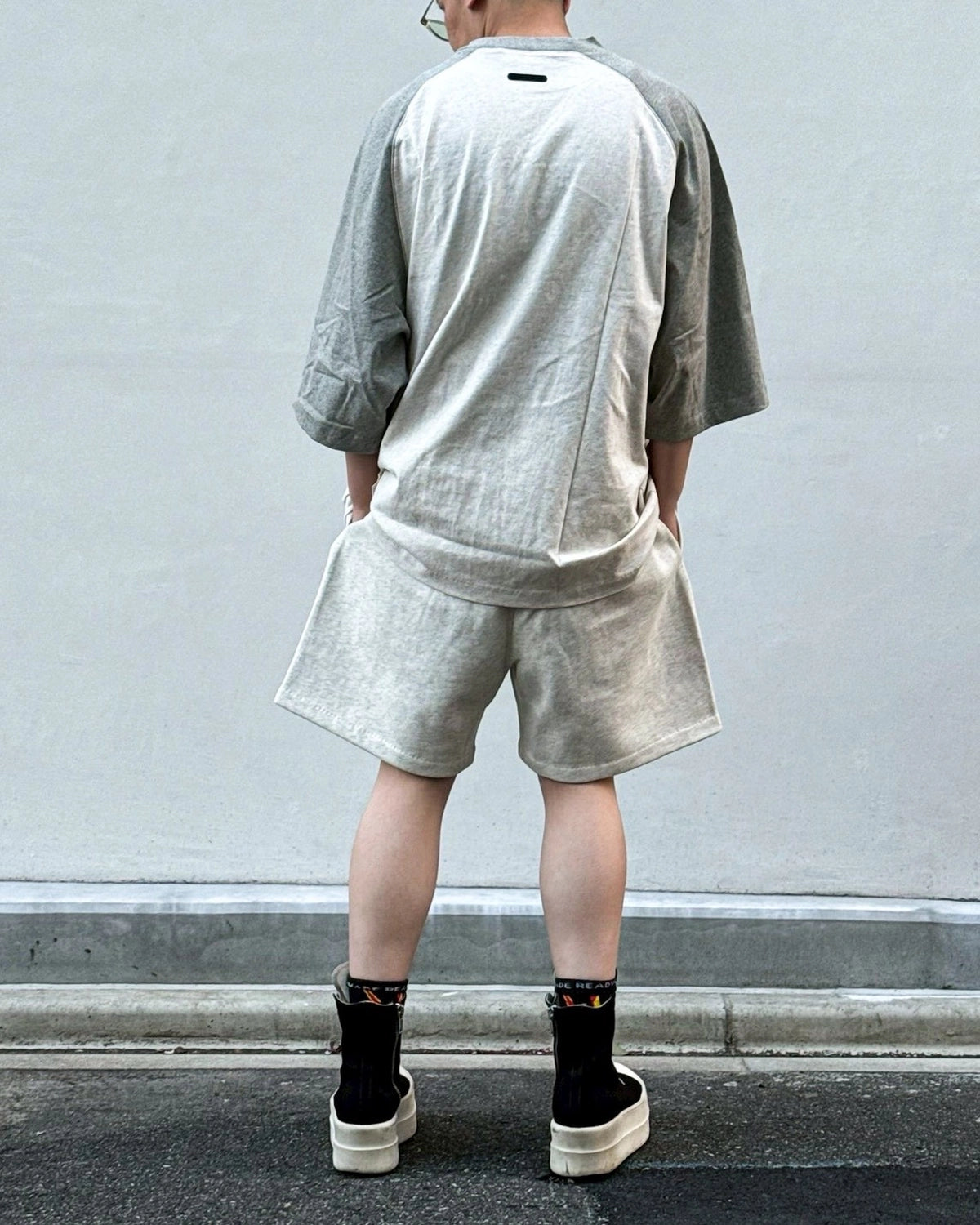 ESSENTIALS / SIGNATURE CLASSIC SHORT (160SP262003F)