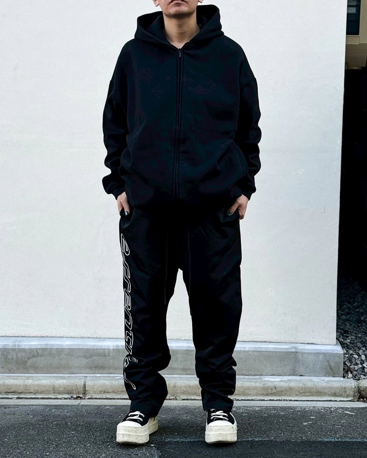 ESSENTIALS（エッセンシャルズ）/ ACTIVE TRACE RELAXED DRAWSTRING