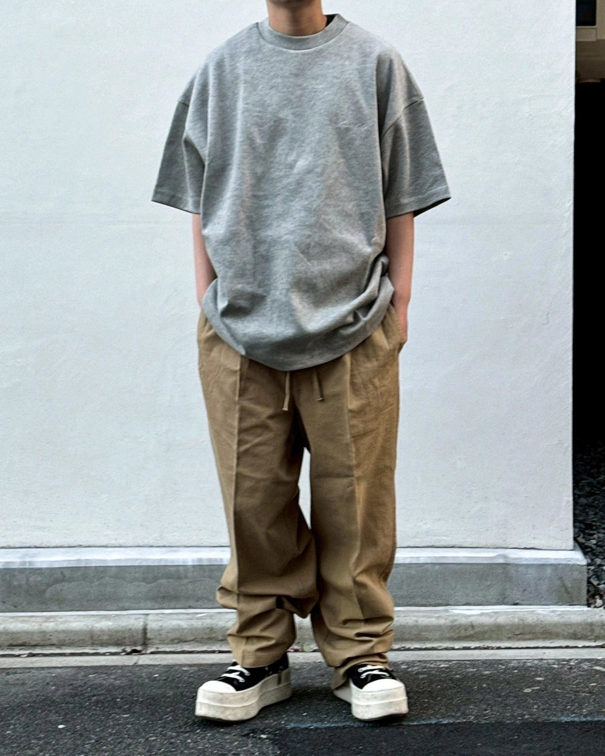 ESSENTIALS / SIGNATURE 90'S SHORT SLEEVE TEE (125SP264411F)