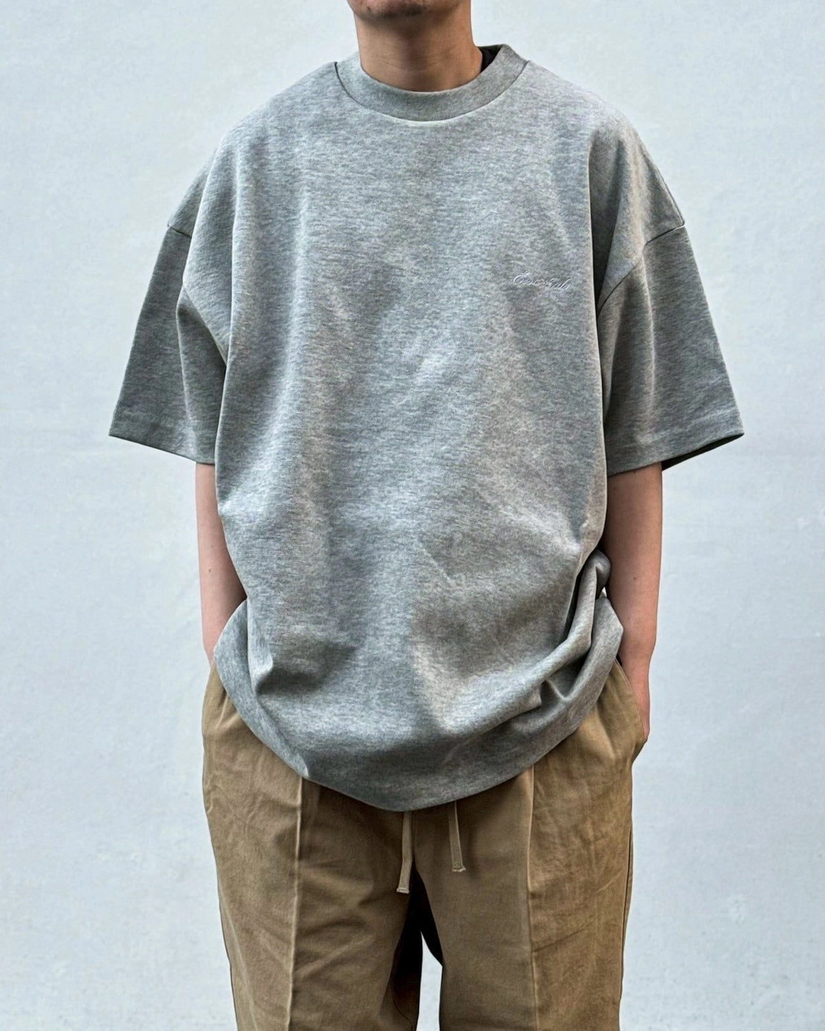 ESSENTIALS / SIGNATURE 90'S SHORT SLEEVE TEE (125SP264411F)