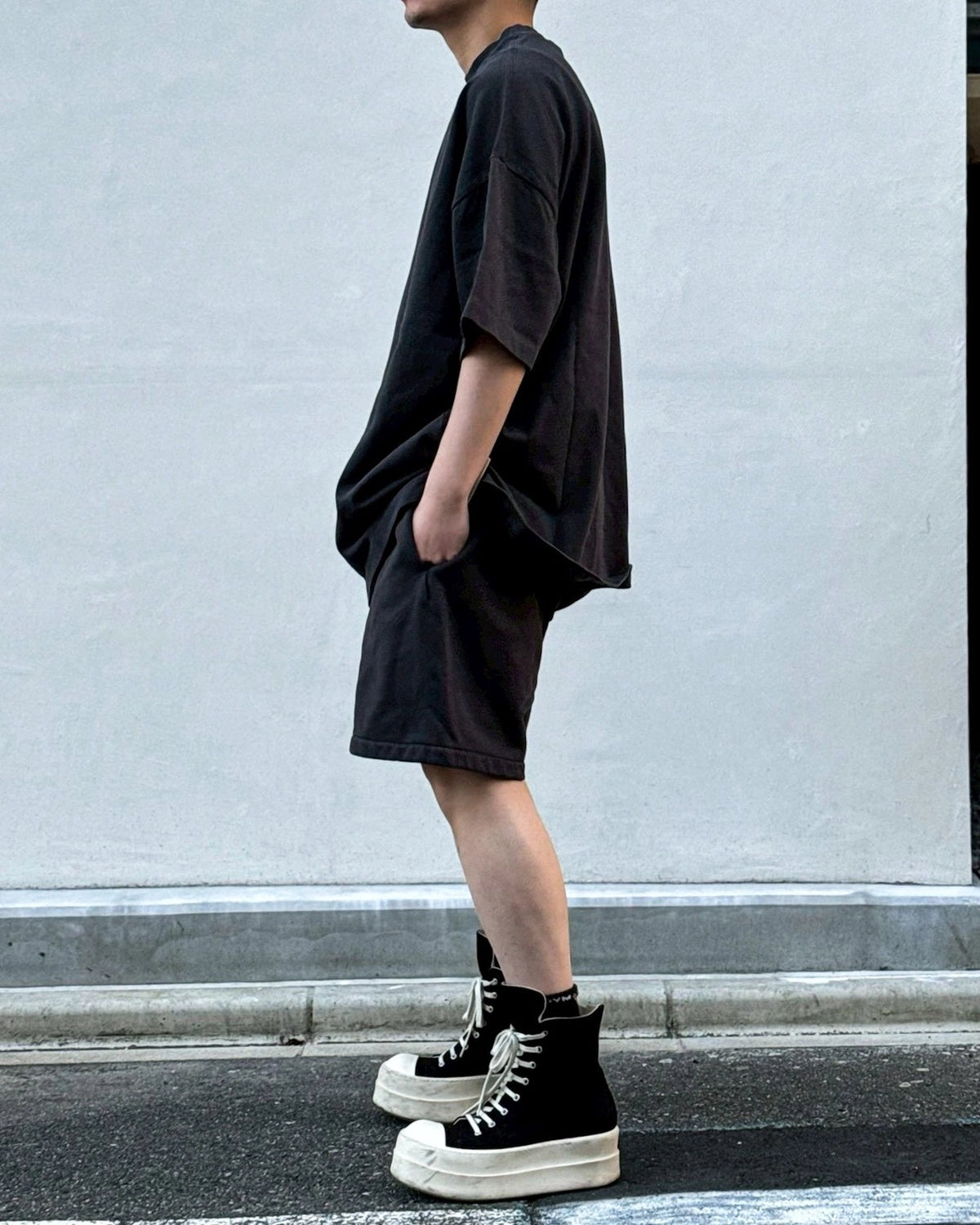 ESSENTIALS / SIGNATURE 90'S SHORT SLEEVE TEE (125SP264411F)
