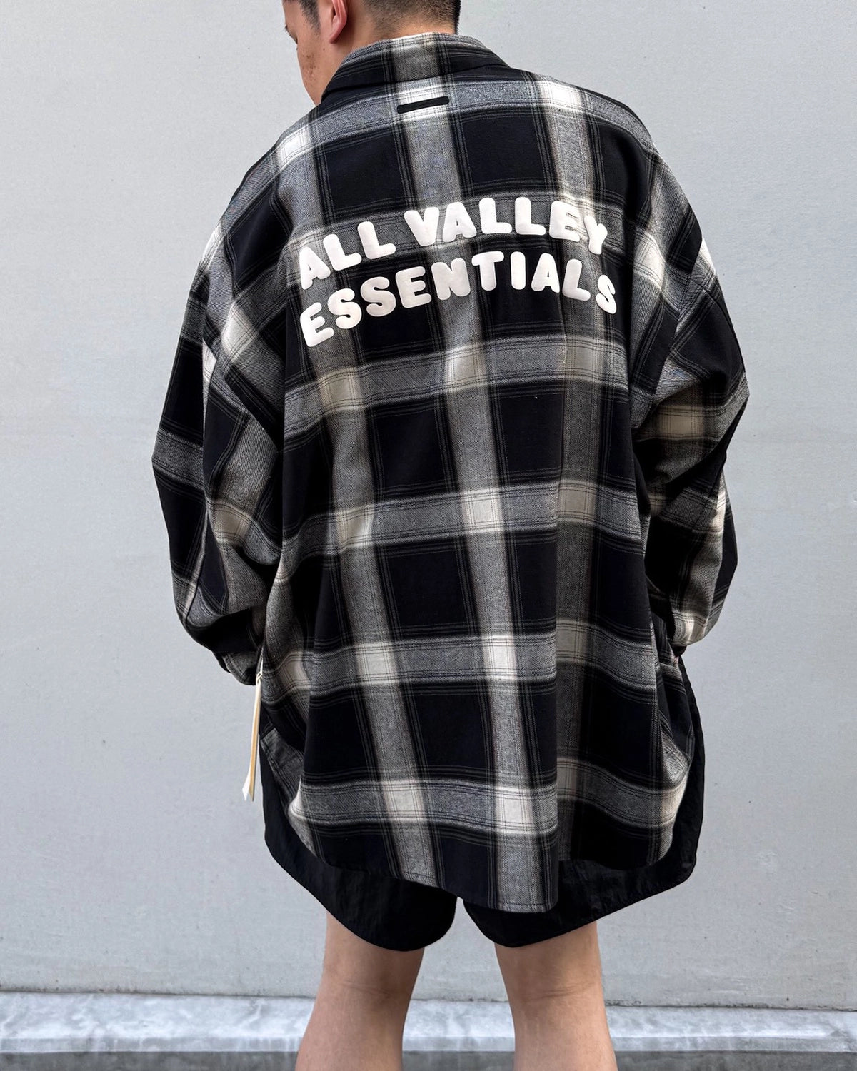 ESSENTIALS / BUTTON UP SHIRT (RW00308-0128)