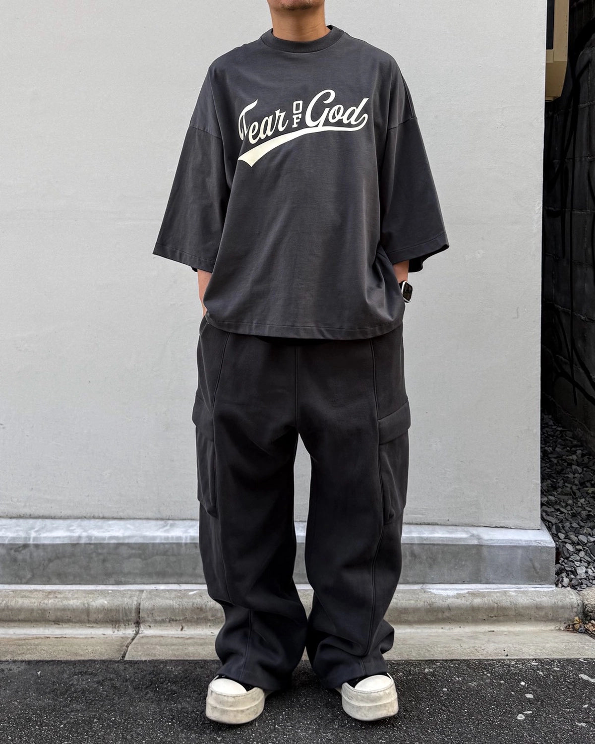ESSENTIALS/HOODIE 
