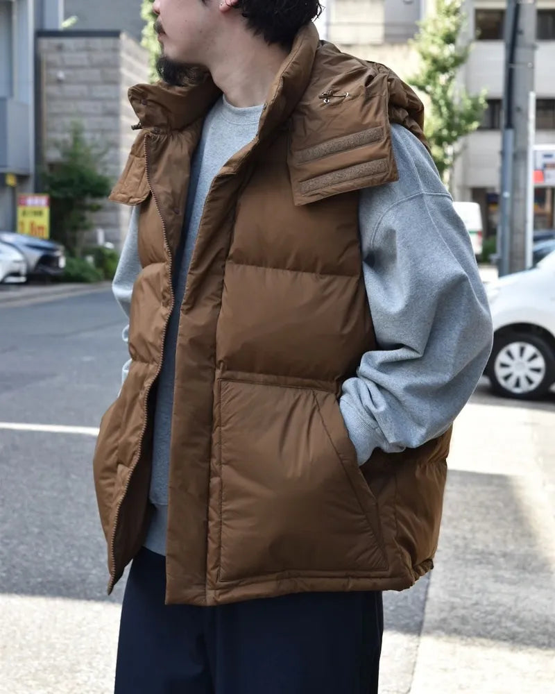 FreshService / CORPORATE DOWN VEST (FSC243-10112B)