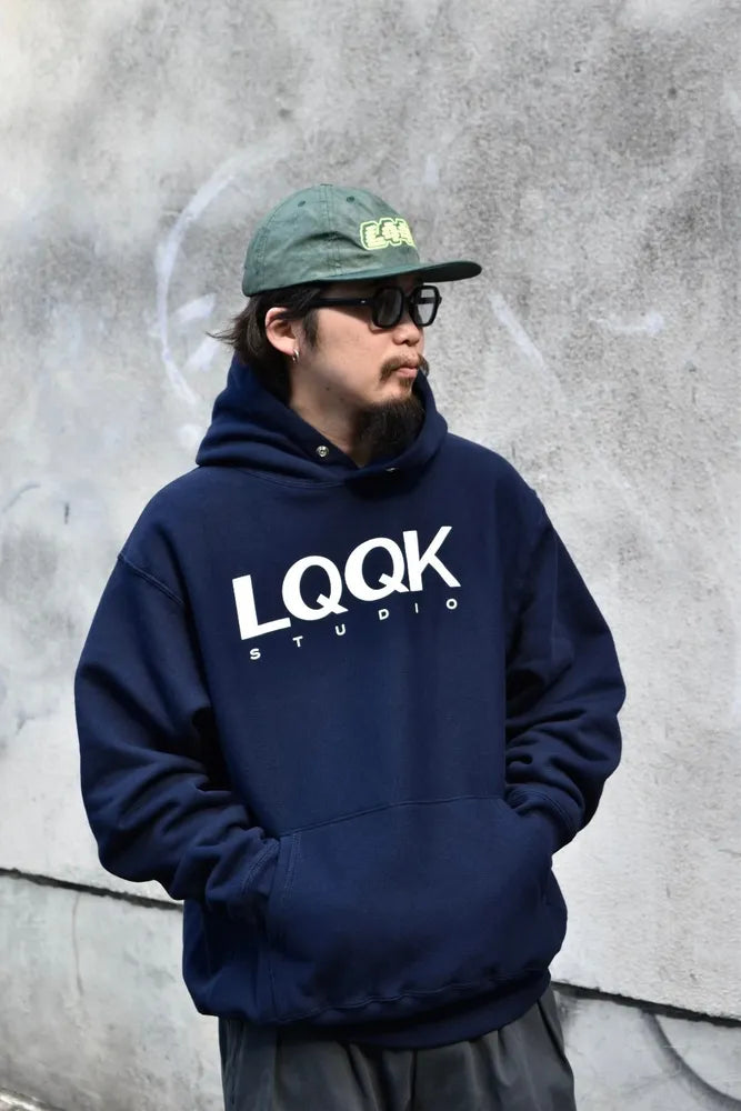 LQQK STUDIO / SIGNATURE SNAP FLEECE HOODIE (LQA23CB15)