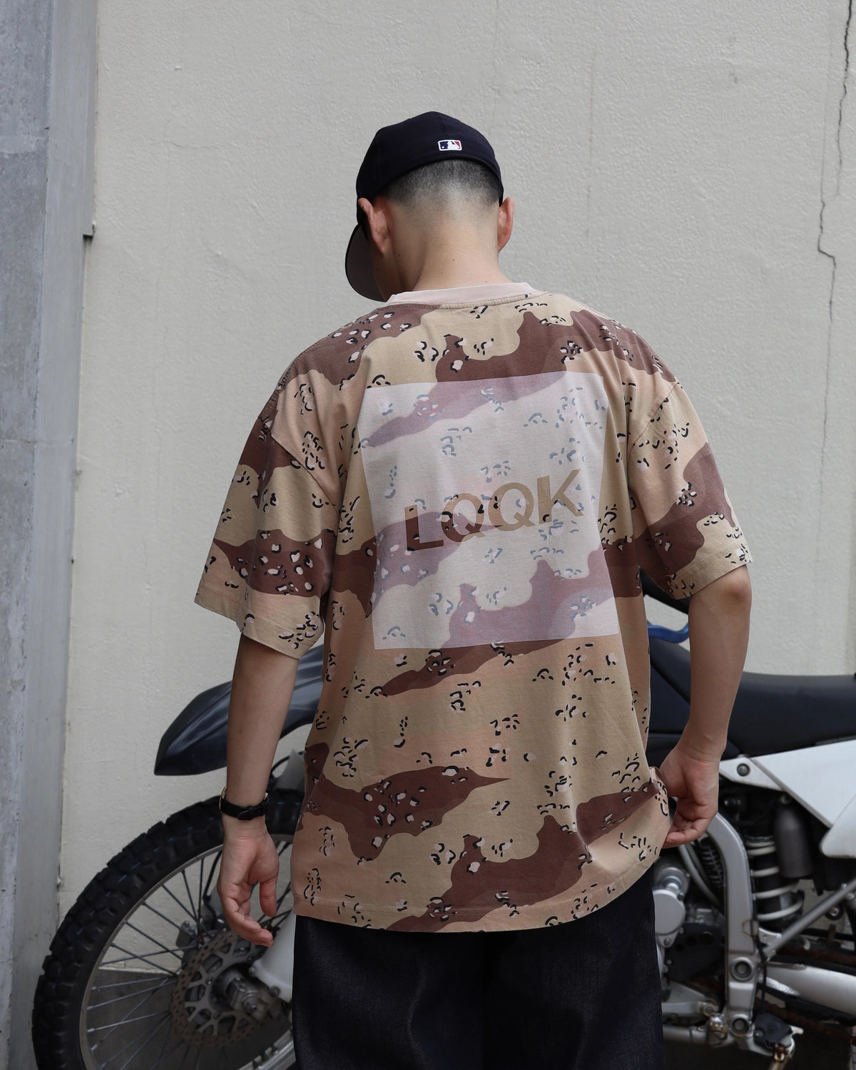 LQQK STUDIO / CAMO BOX LOGO TEE (LQA26ST15)
