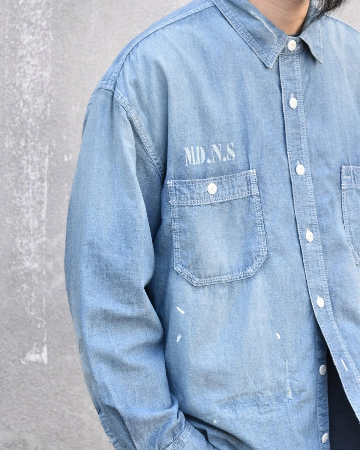 MADNESS / HARD AGING CHAMBRAY NEP BD SHIRT (25SS-SHT-JST1-D001)