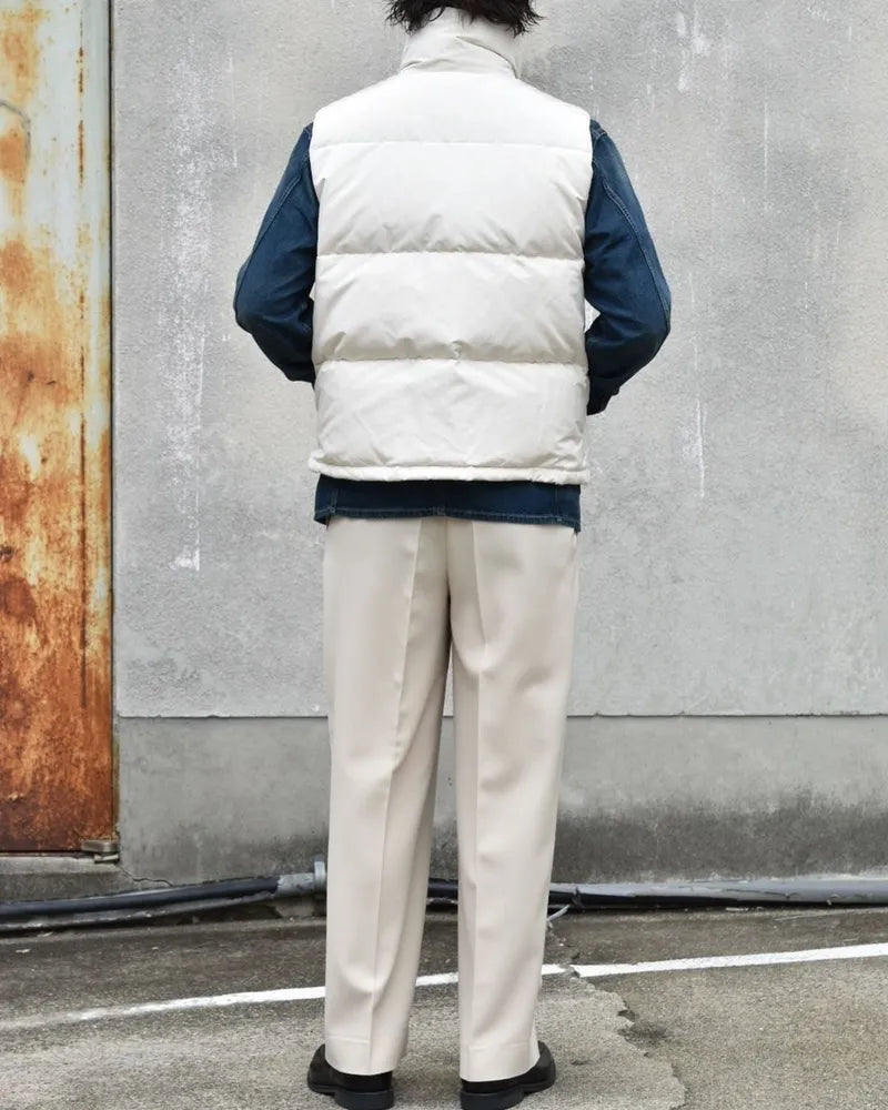 MARKAWARE / SILK SHORT DOWN VEST (A24C22BL02A)