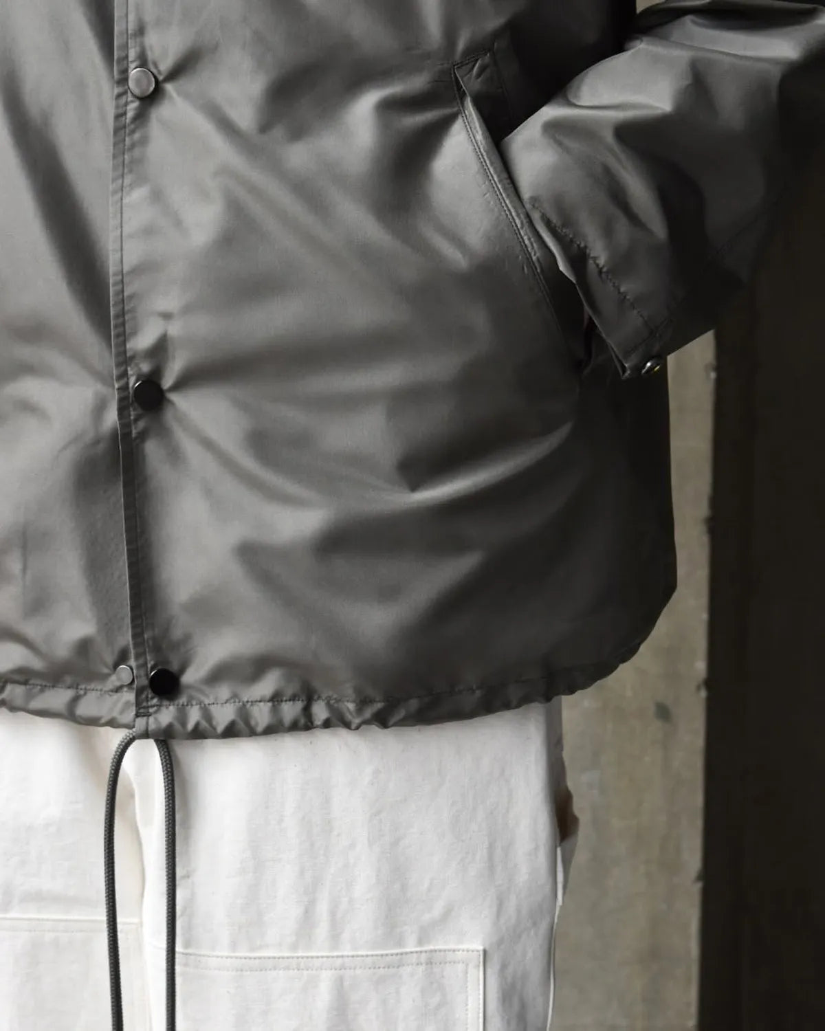 MARKAWARE / SILK TAFFETA COACH JACKET (A25A03BL01C)