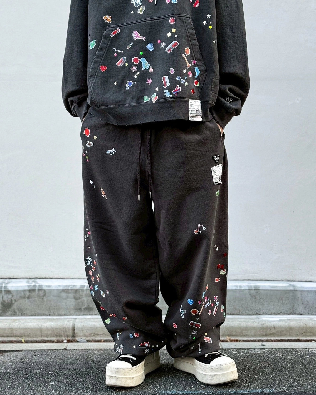 Maison MIHARA YASUHIRO / Kids Sticker Printed Sweat Pants (J16PT732)