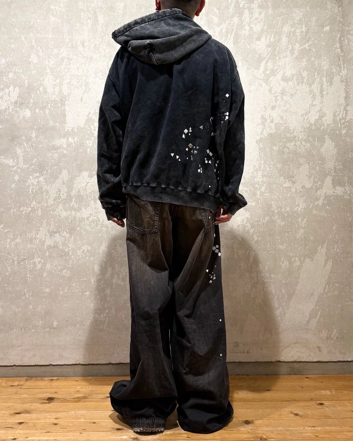 Maison MIHARA YASUHIRO / Embellished Denim Wide Pants (B15PT081)
