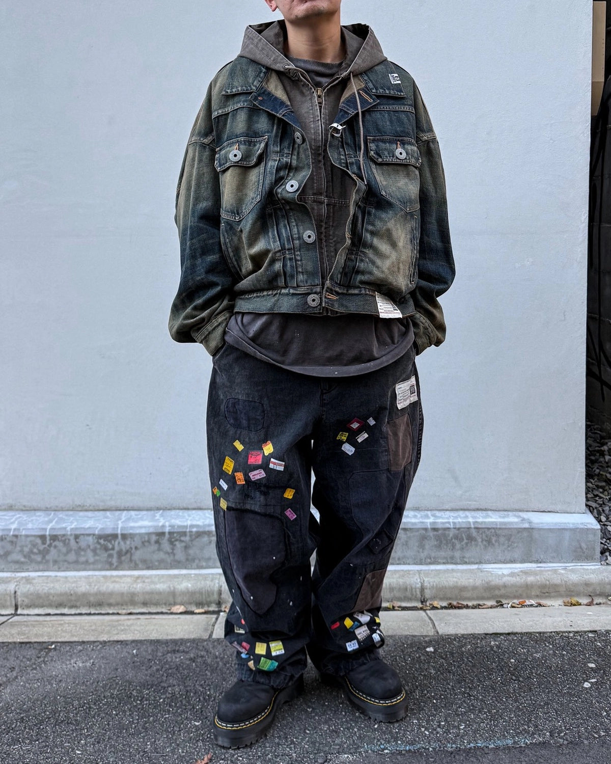 Maison MIHARA YASUHIRO / Price Tag Sticker Print Repaired Pants (A17PT053)