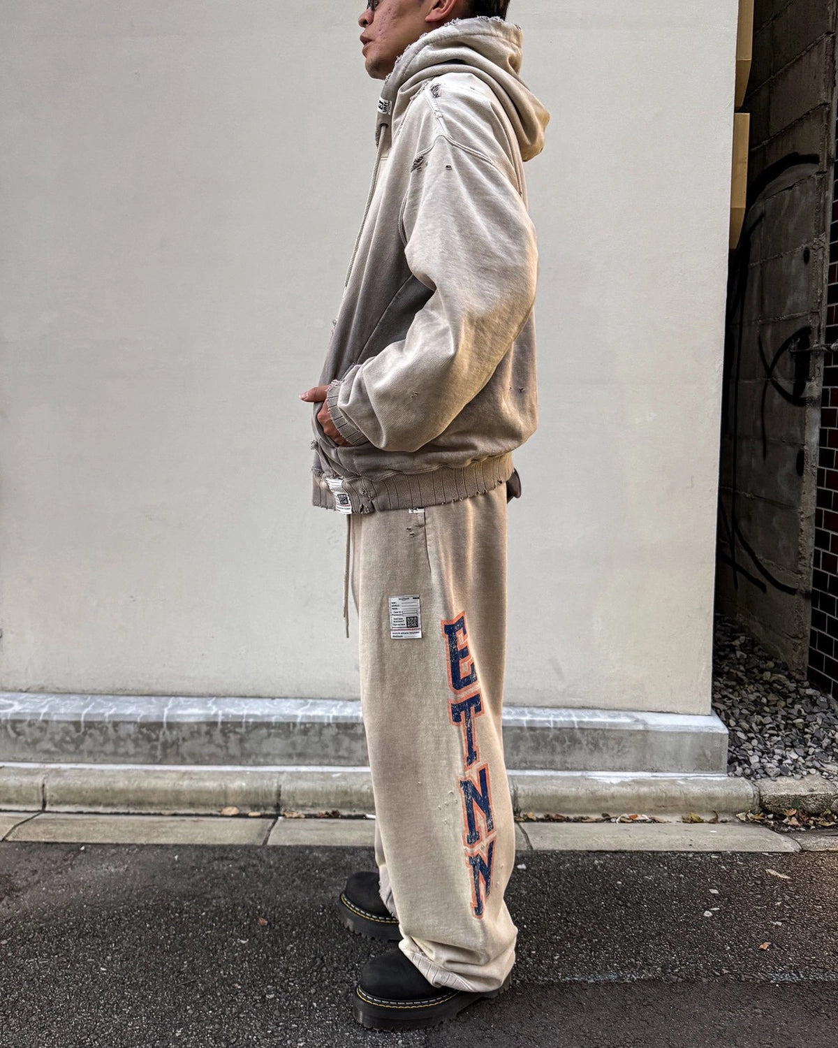 Maison MIHARA YASUHIRO / Sun Faded Like Sweat Pants (J17PT724)