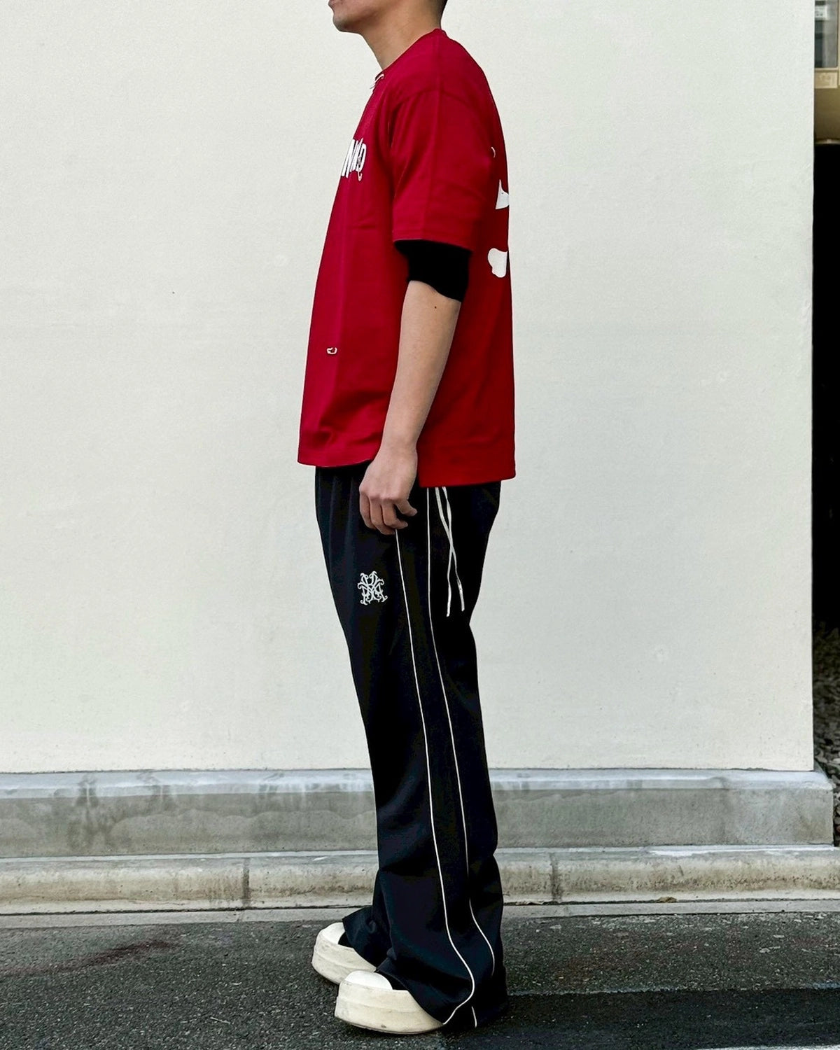 mastermind JAPAN / SAFETY PIN SS TEE (MJ26EE1-TS112)