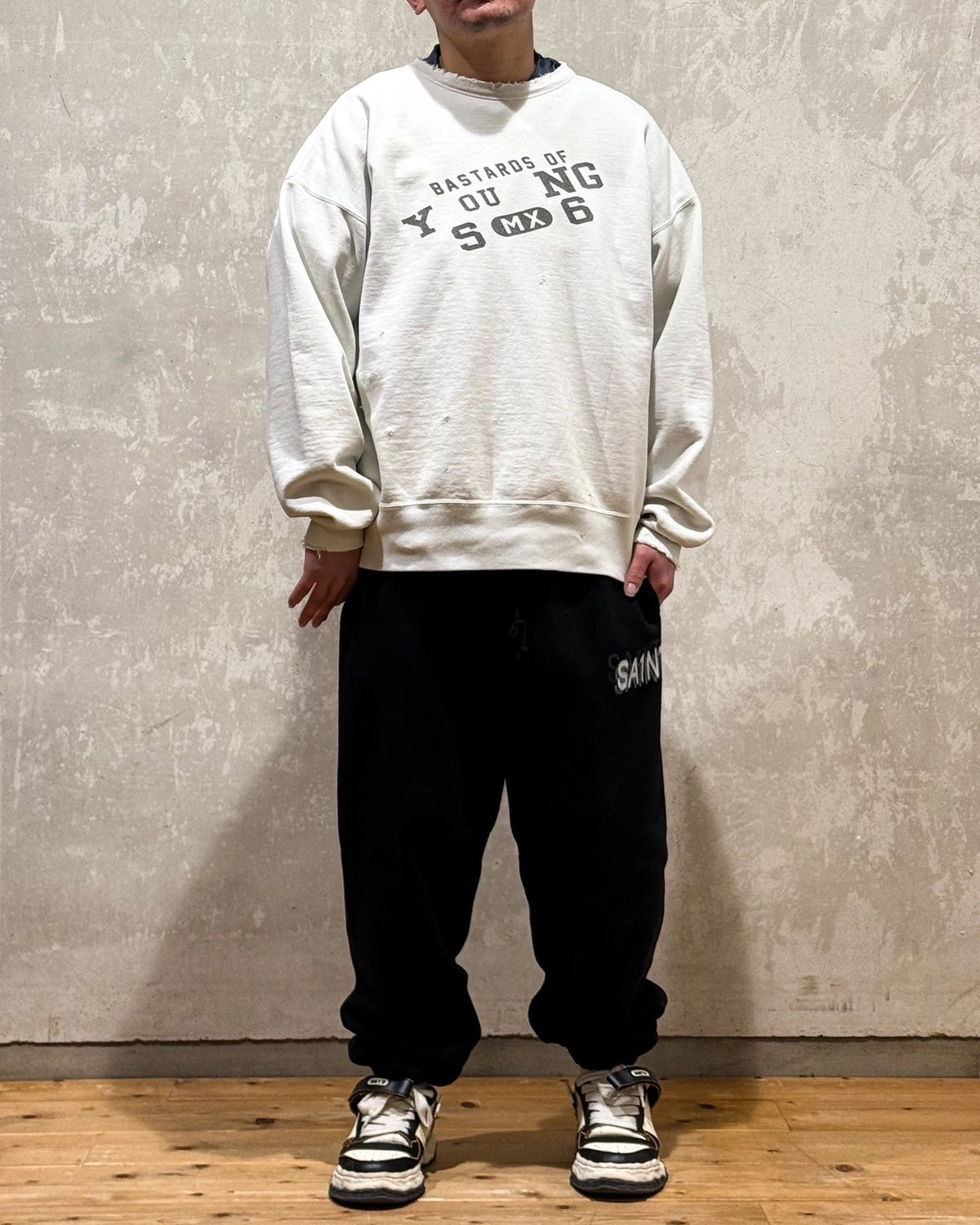 ©︎SAINT Mxxxxxx × BerBerjin / CREW NECK SWEAT (SM-HR8-0000-C38)